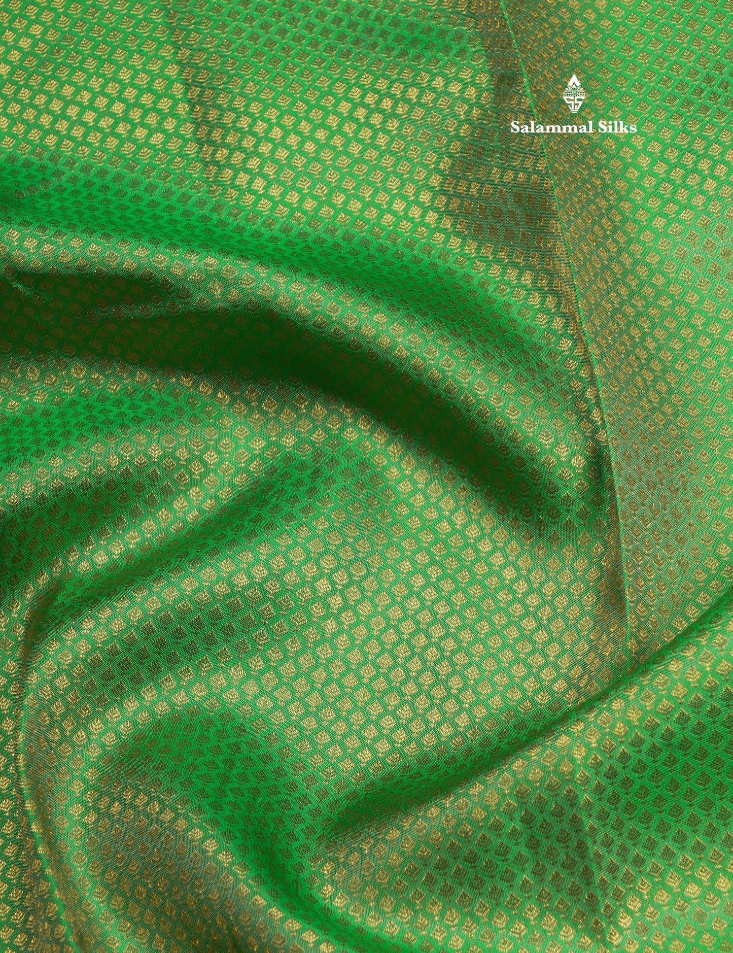 Grand Green Beautiful Bridal Pure Kanjivaram Silk Saree With Light Grey Evining Morning Border