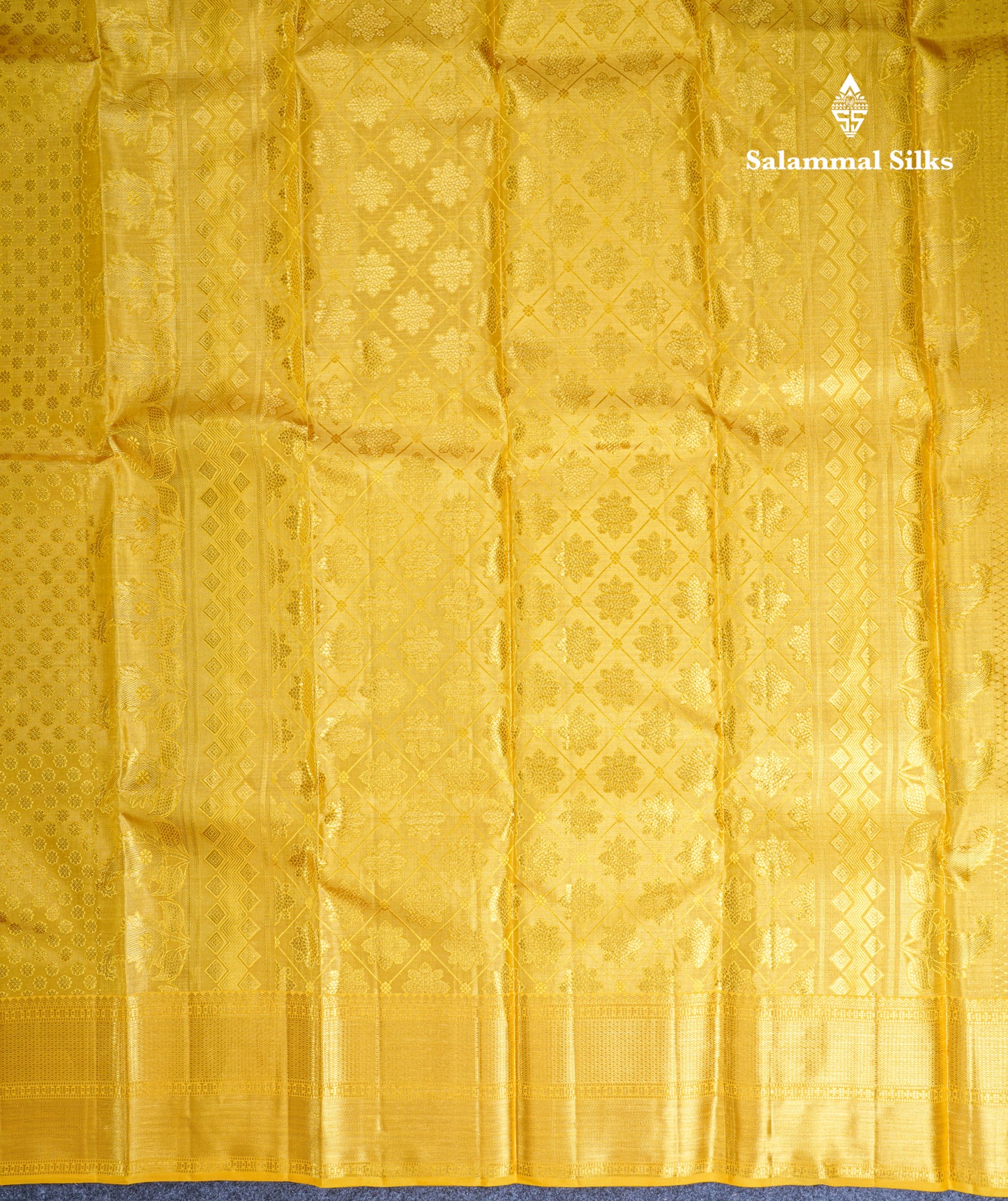 Gold Tissue Bridal Pure Kanjivaram Silk Saree With Traditional Border