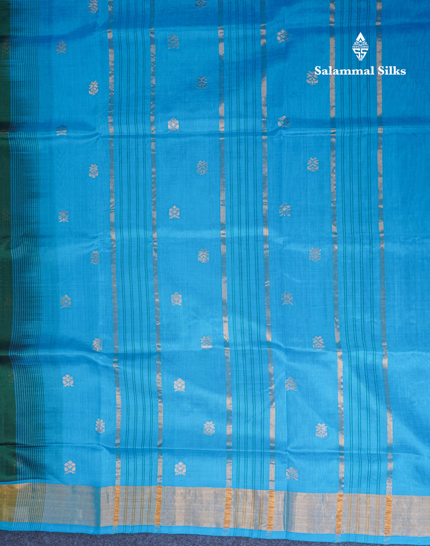 Bottle Green Pure Silk Cotton Saree With Contrast Sky Blue Blouse