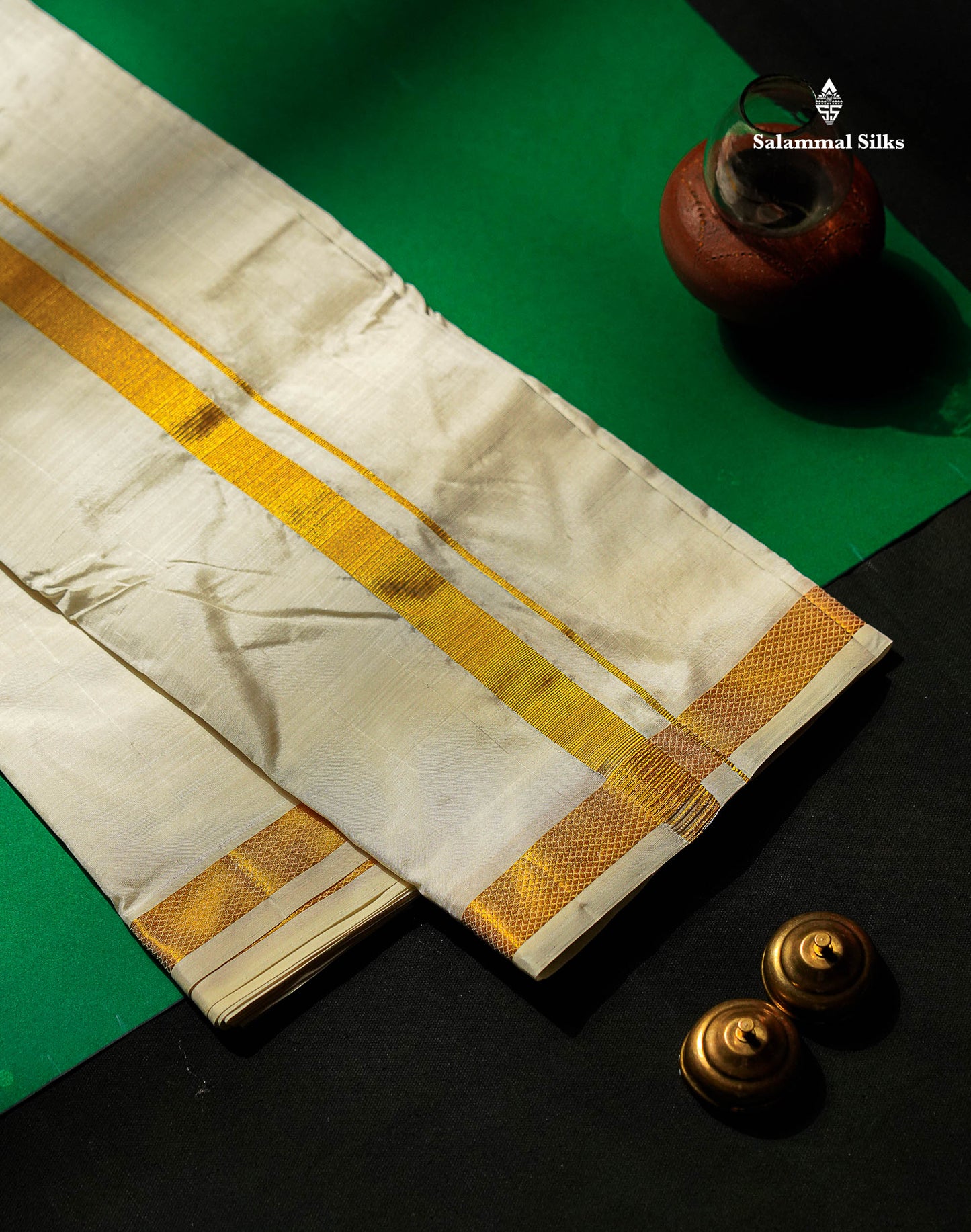 Asha Mix Dhoti - Cream White With Gold Zari Border | 8 Muzham