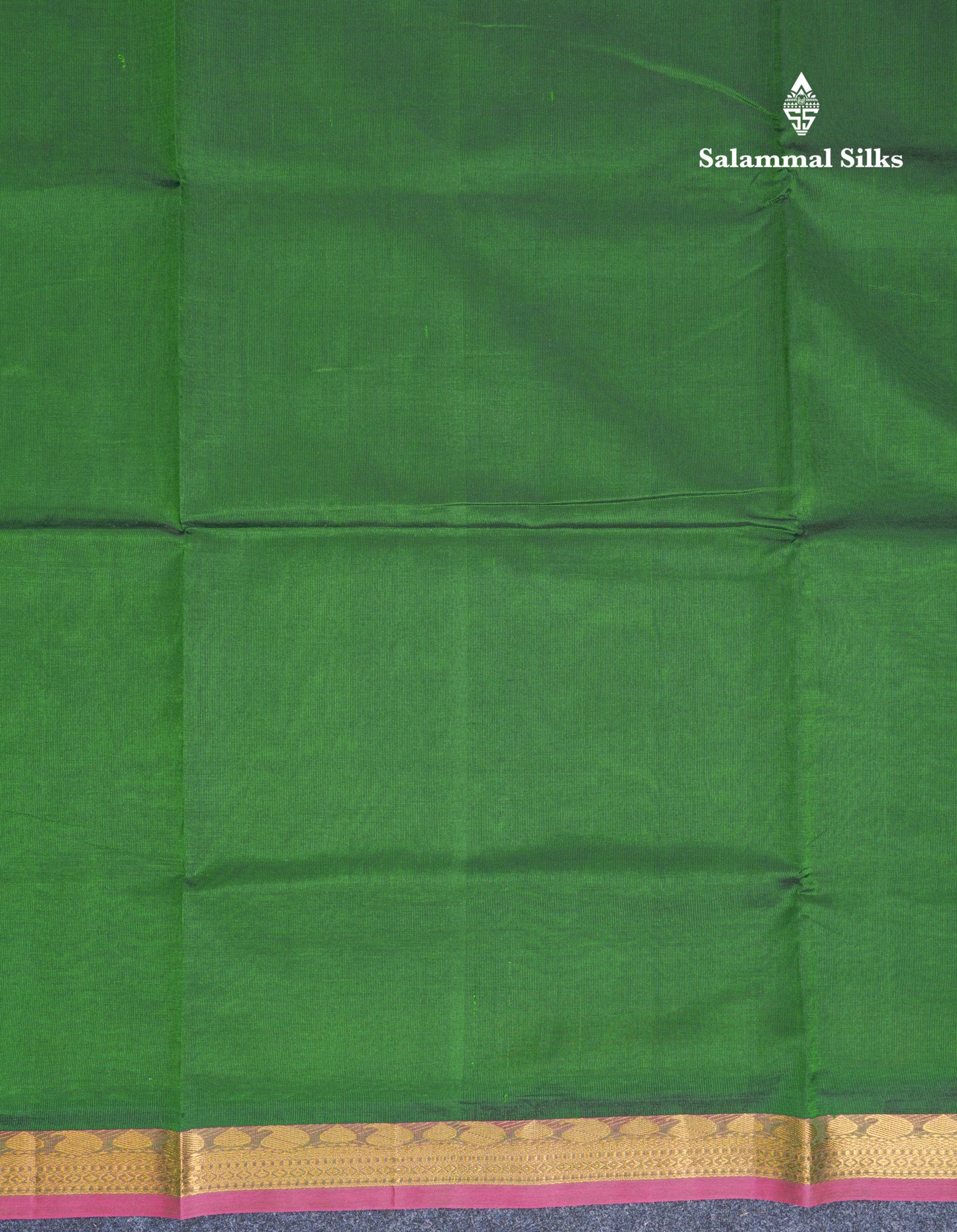 Bottle Green Plain Pure Silk Cotton Saree With Contrast Paalum Pazham Checks Blouse