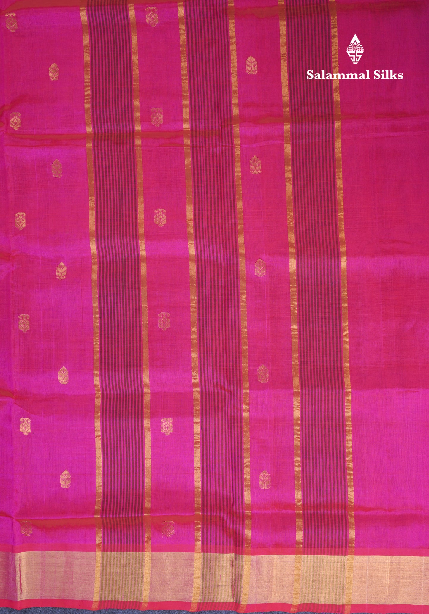 Black Pure Silk Cotton Saree With Contrast Pink Blouse