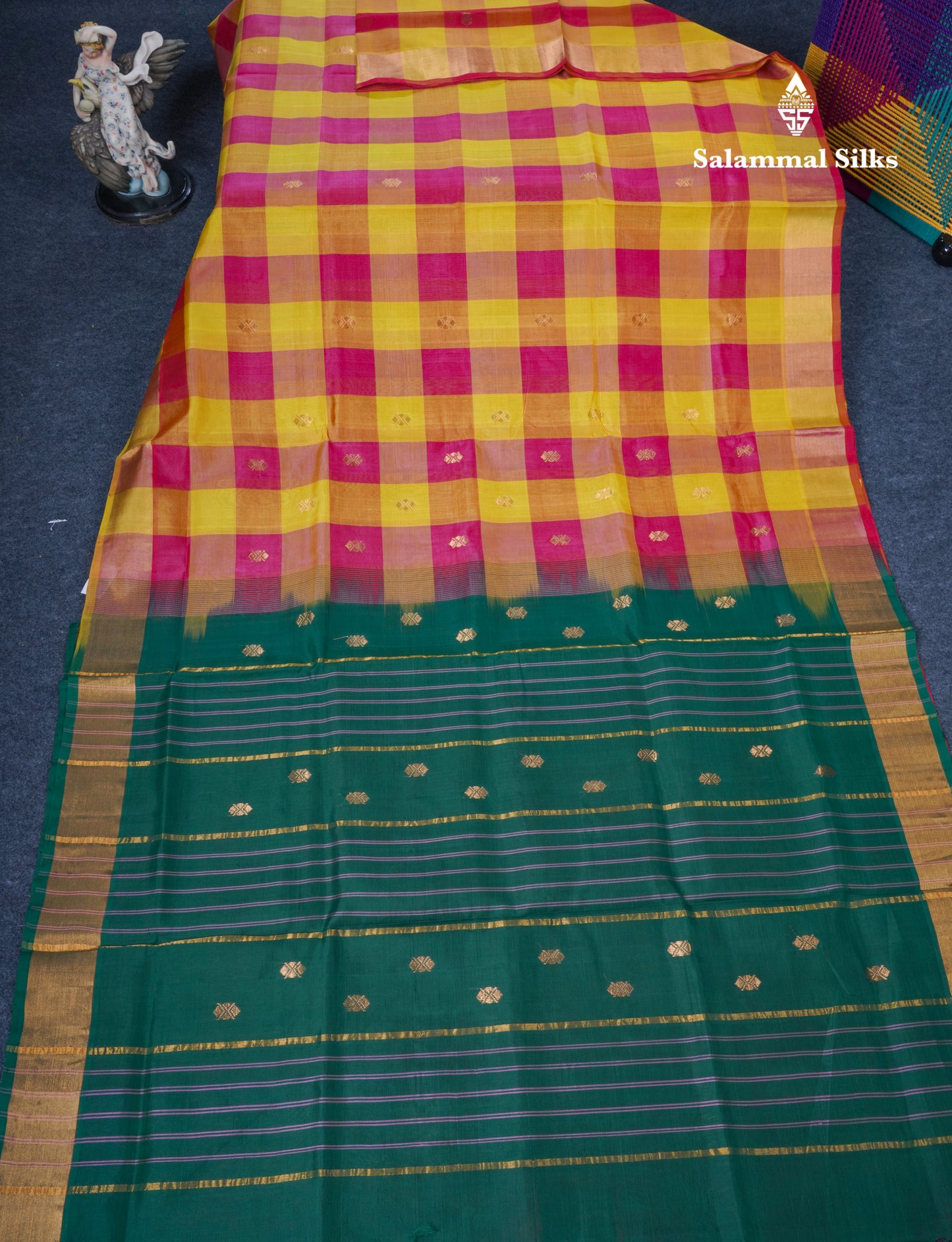 Beautiful Paalum Pazham Checks Pure Silk Cotton Saree With Contrast Bottle Green Blouse