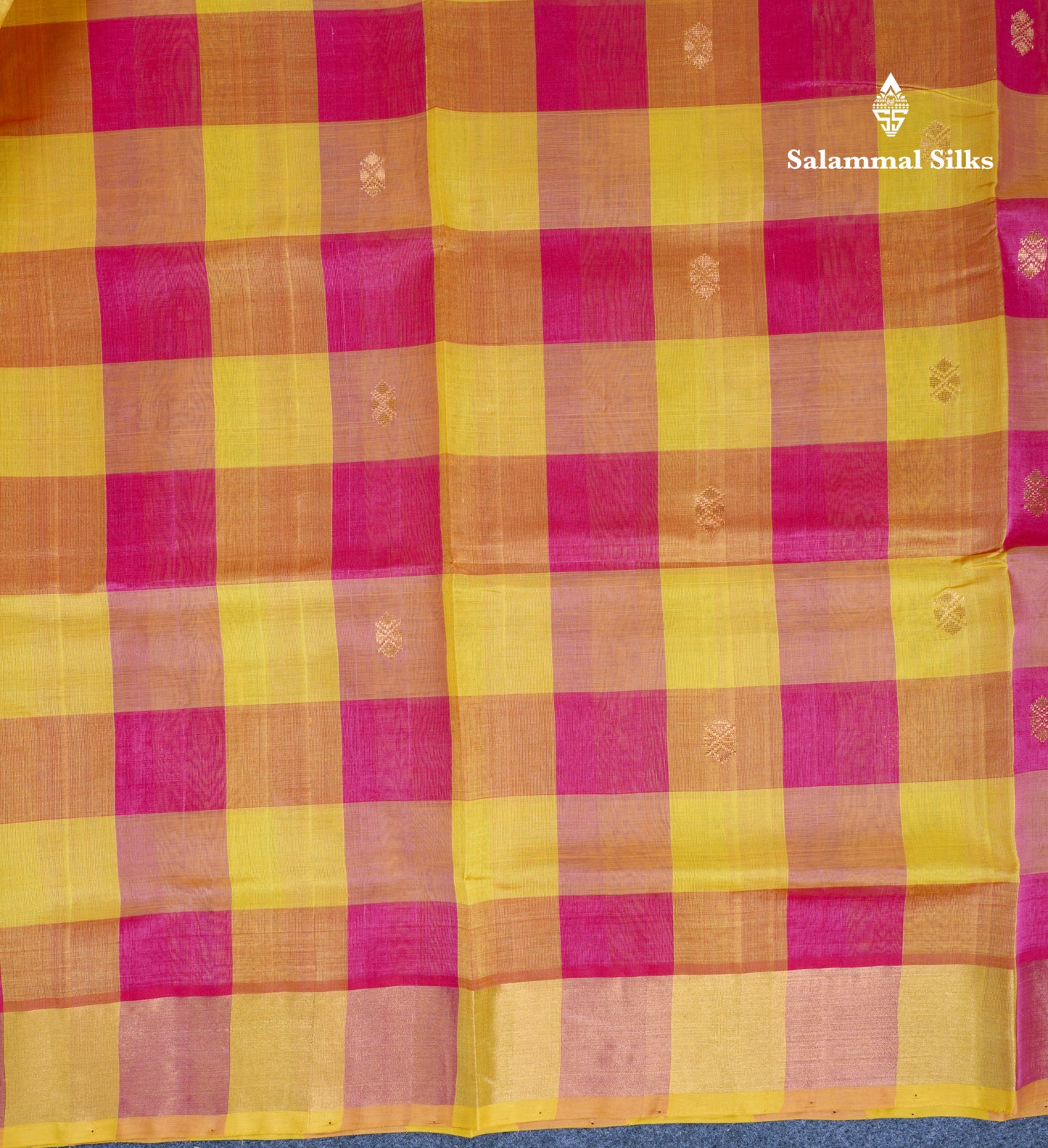 Beautiful Paalum Pazham Checks Pure Silk Cotton Saree With Contrast Bottle Green Blouse