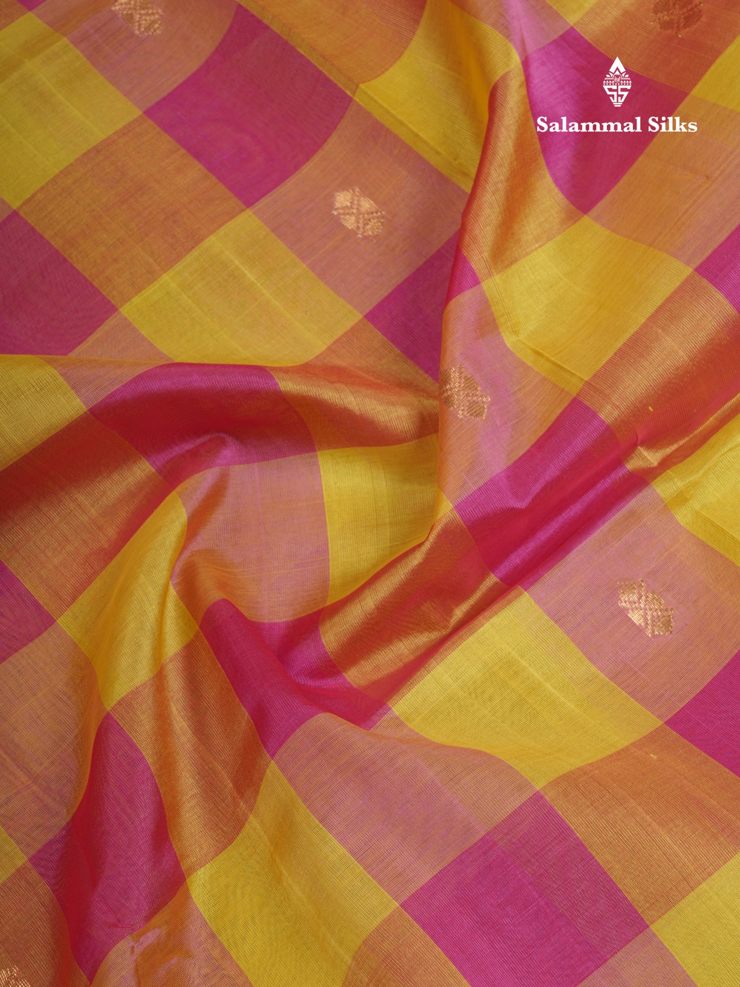 Beautiful Paalum Pazham Checks Pure Silk Cotton Saree With Contrast Bottle Green Blouse