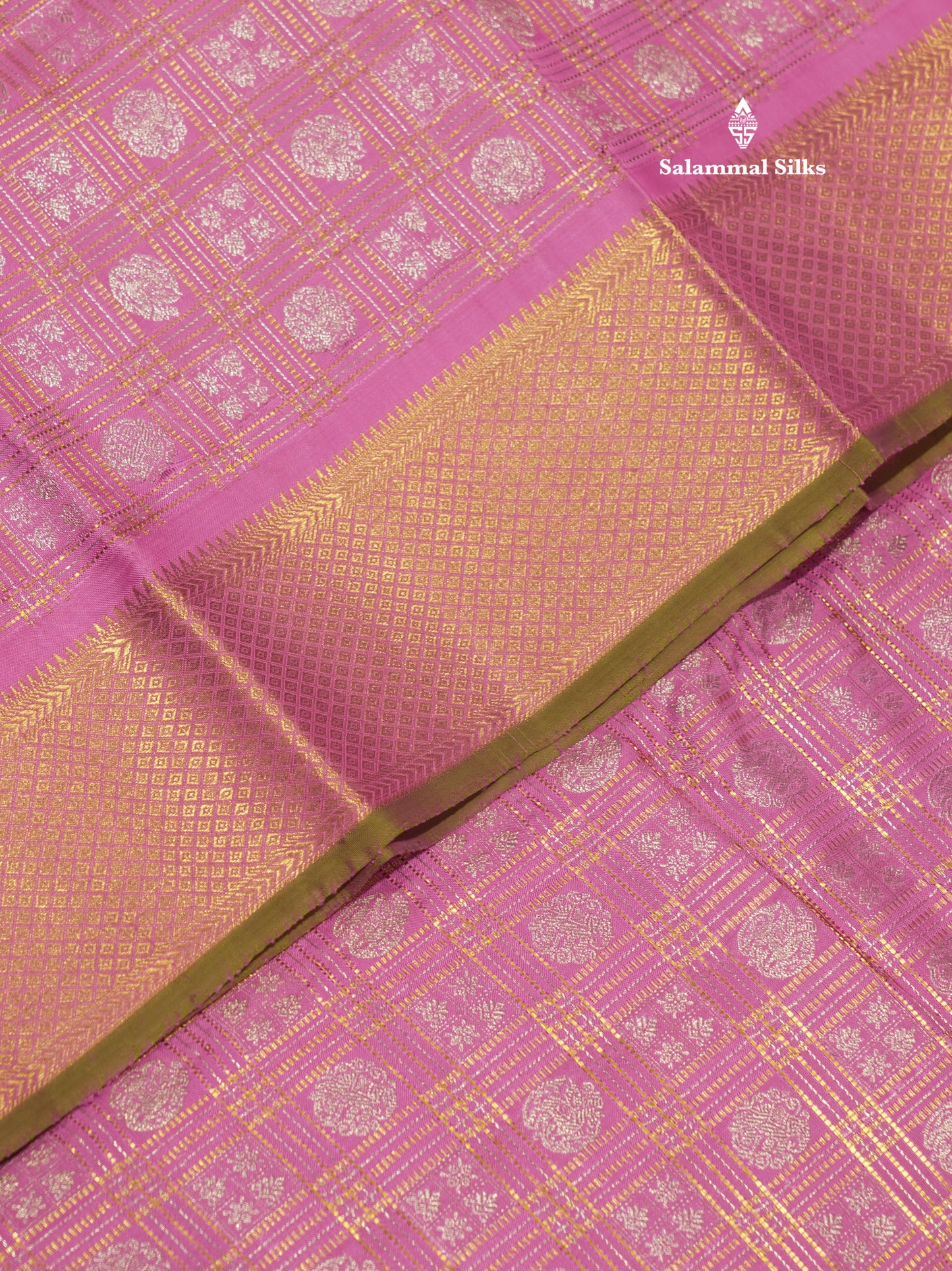 Light Pink Colour Zari Checks Pure Kanjivaram Silk Saree With Long Gold Zari Border