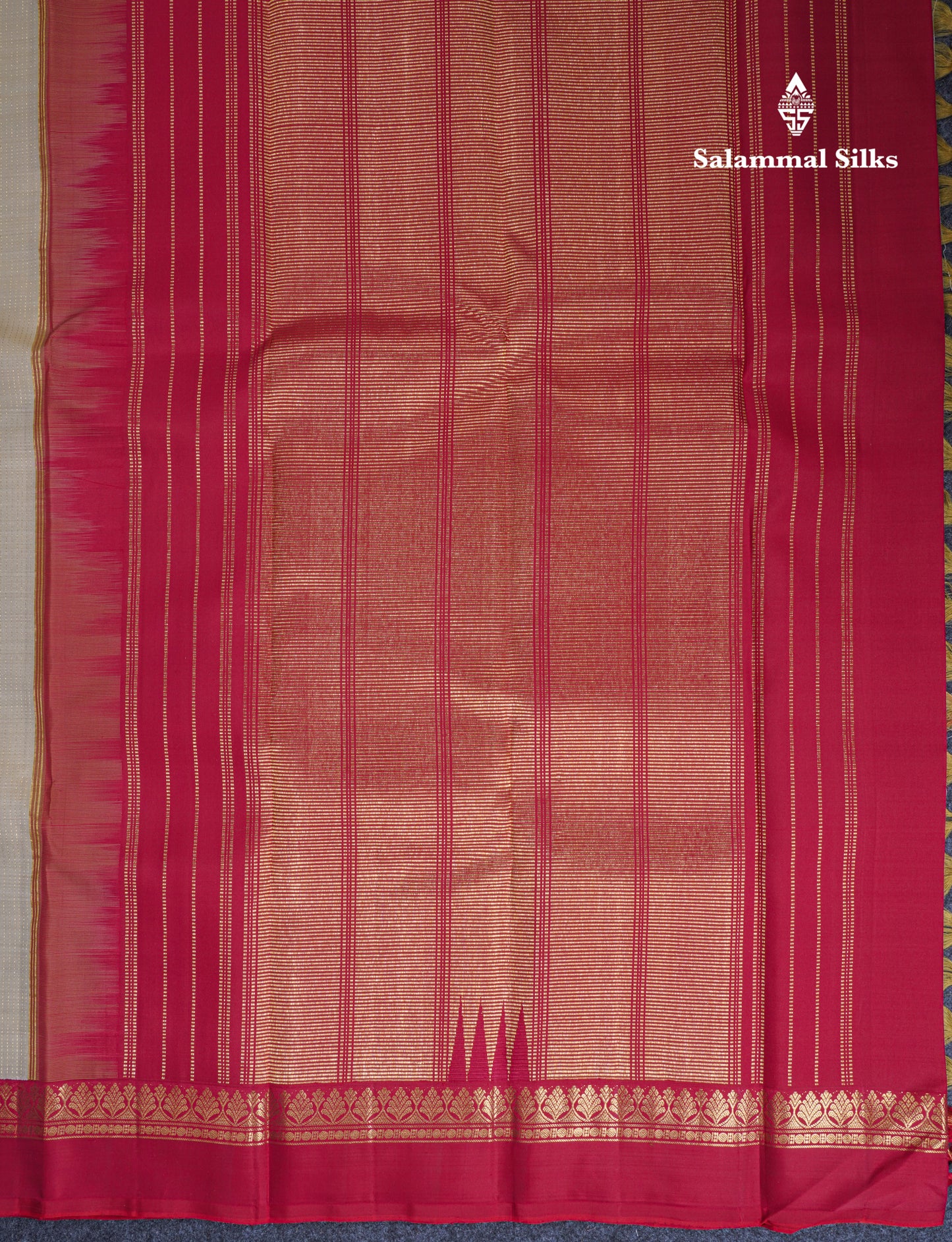 Korvai Cream Sandal Vaira Oosi Pure Kanjivaram Silk Saree With Contrast Maroon Traditional Small Border
