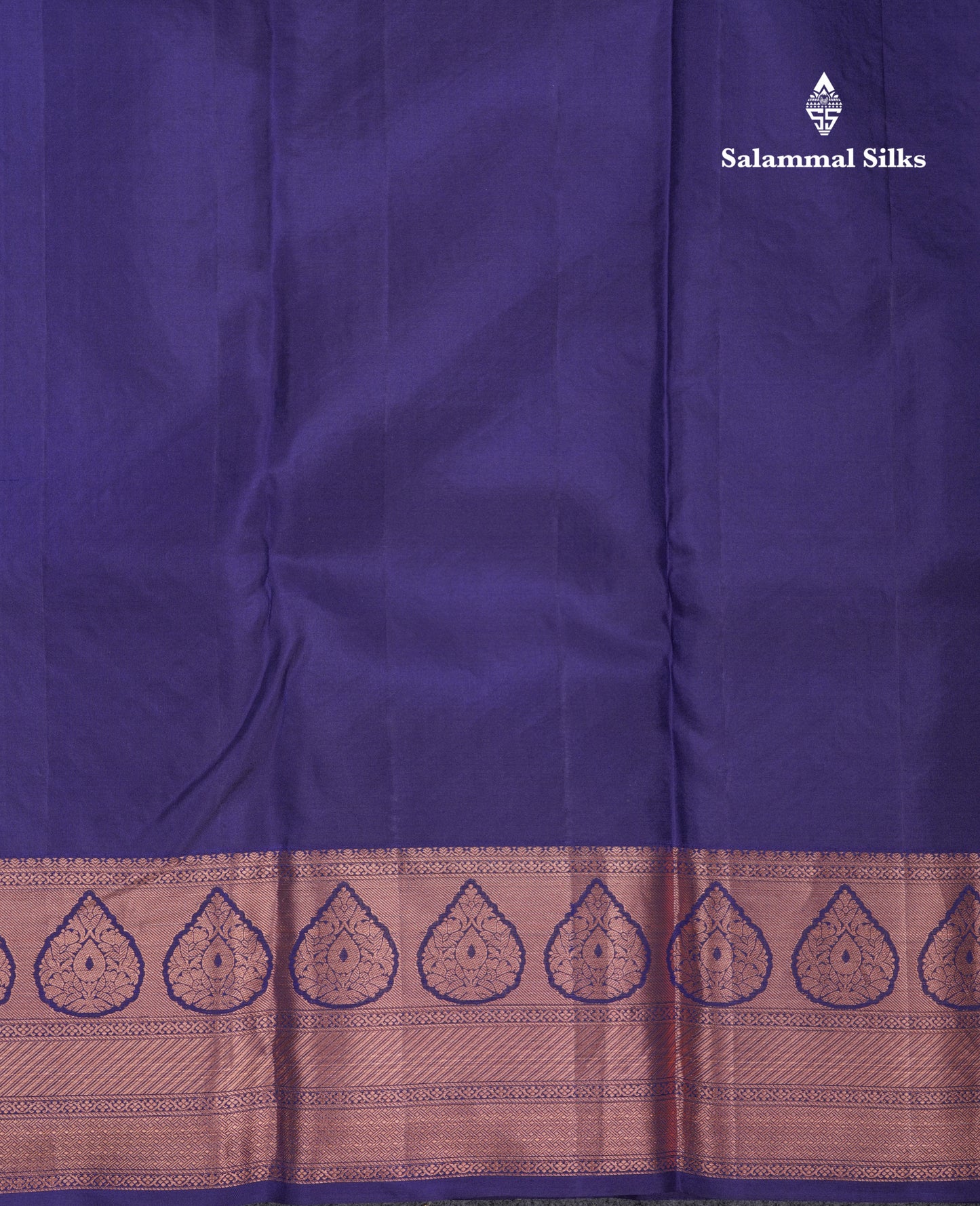 Beautiful Green Bridal Pure Kanjivaram Silk Saree With Contrast Navy Blue Border