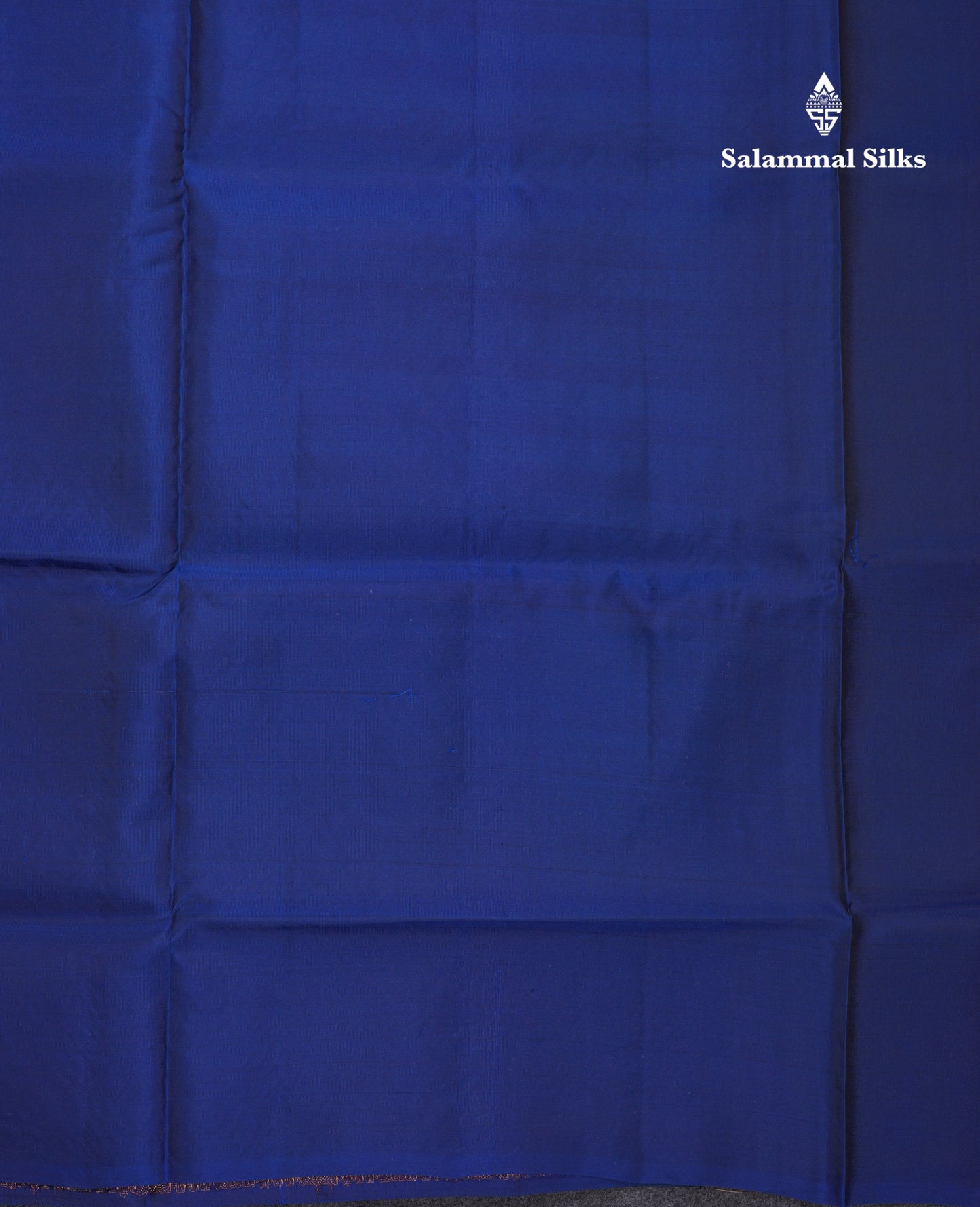 Beautiful Parrot Green Pure Silk Mix Soft Silk Saree With Contrast Navy Blue Blouse