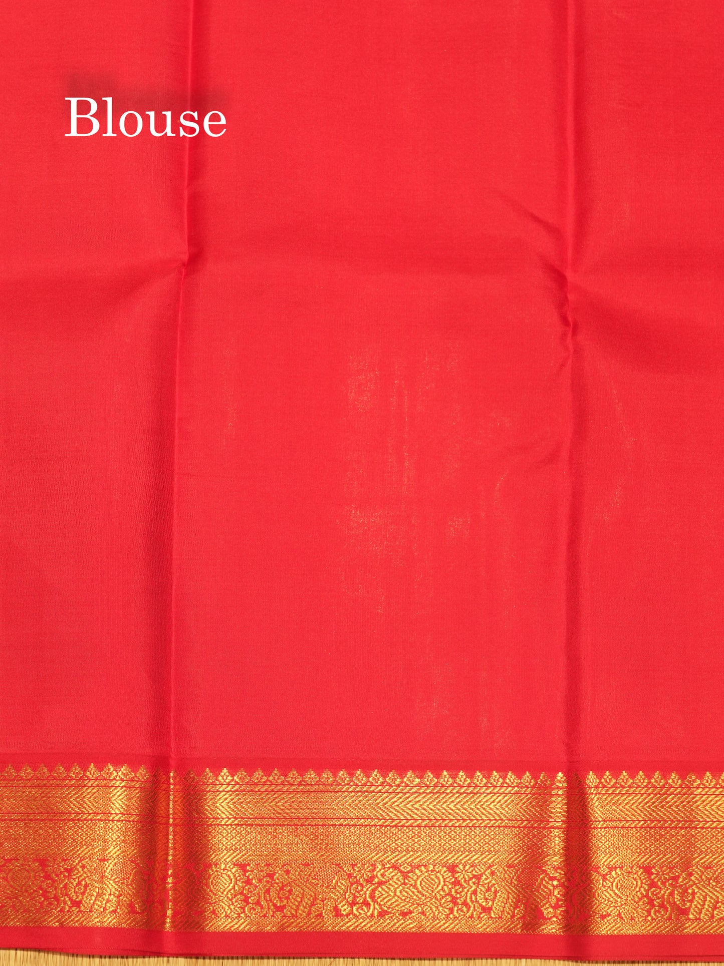 Vairaoosi Manthulir Yellow Colour Pure Kanjivaram Silk Saree with Contrast Small Pink Border