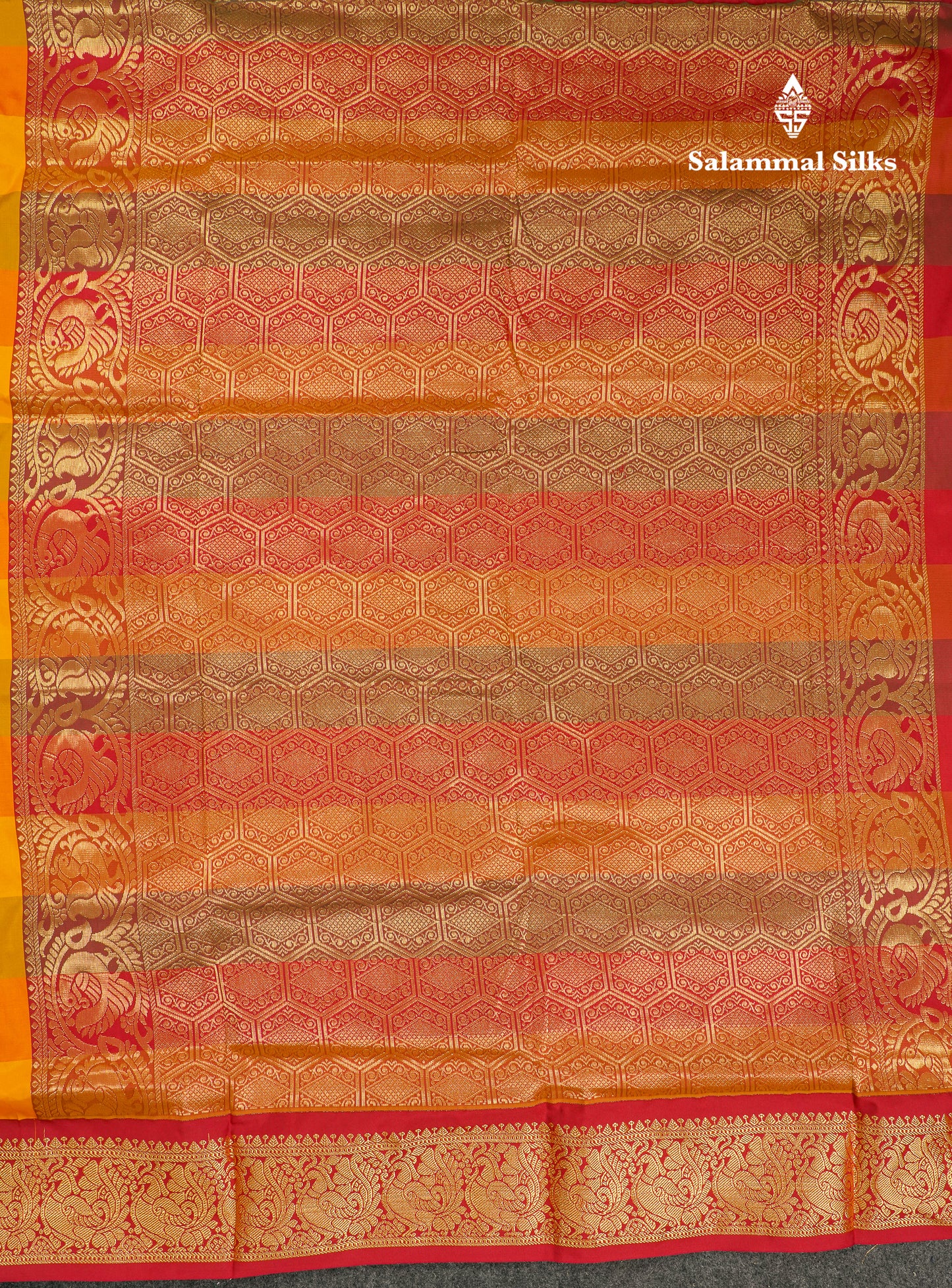 9 Yards Semi Silk Saree Paalum Pazham Checks With Contrast Maroon Traditional Border