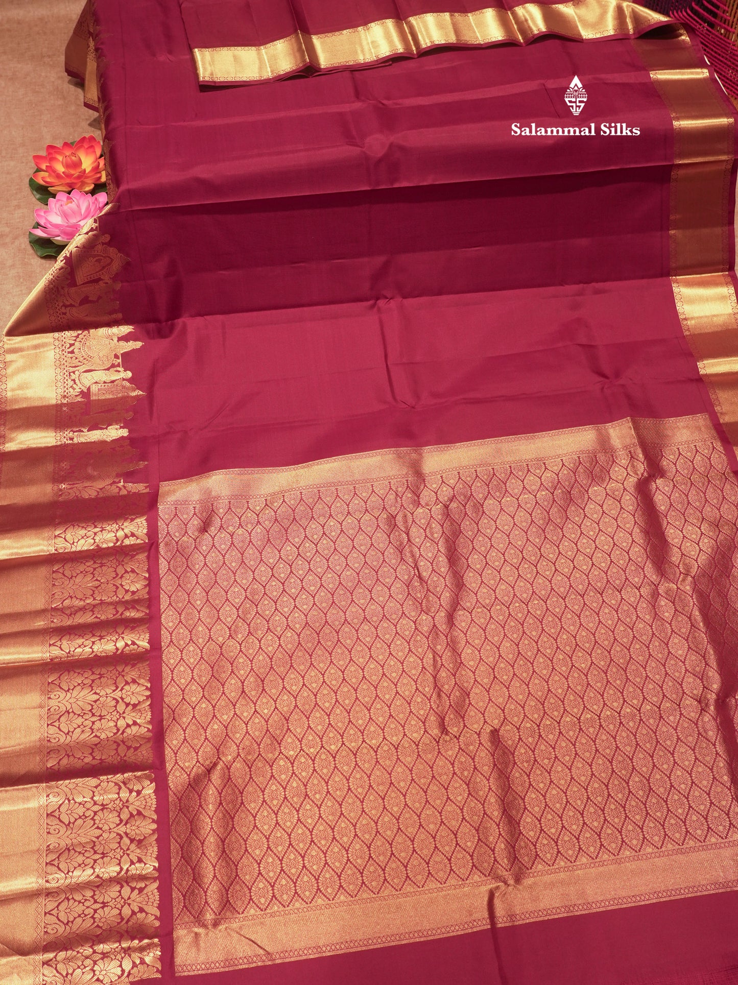 Black Colour Plain Pure Kanjivaram Silk Saree with Pallakku Border