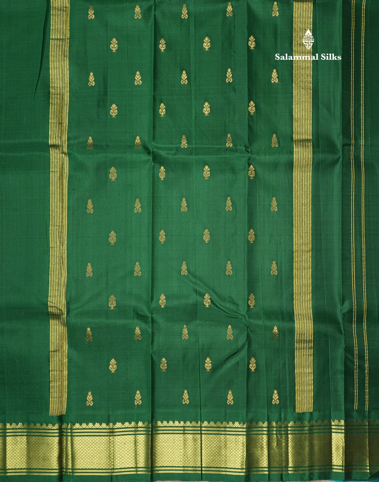 Ramar Blue Pure Kanjivaram Silk Saree With One Side Contrast Peacock Green Border