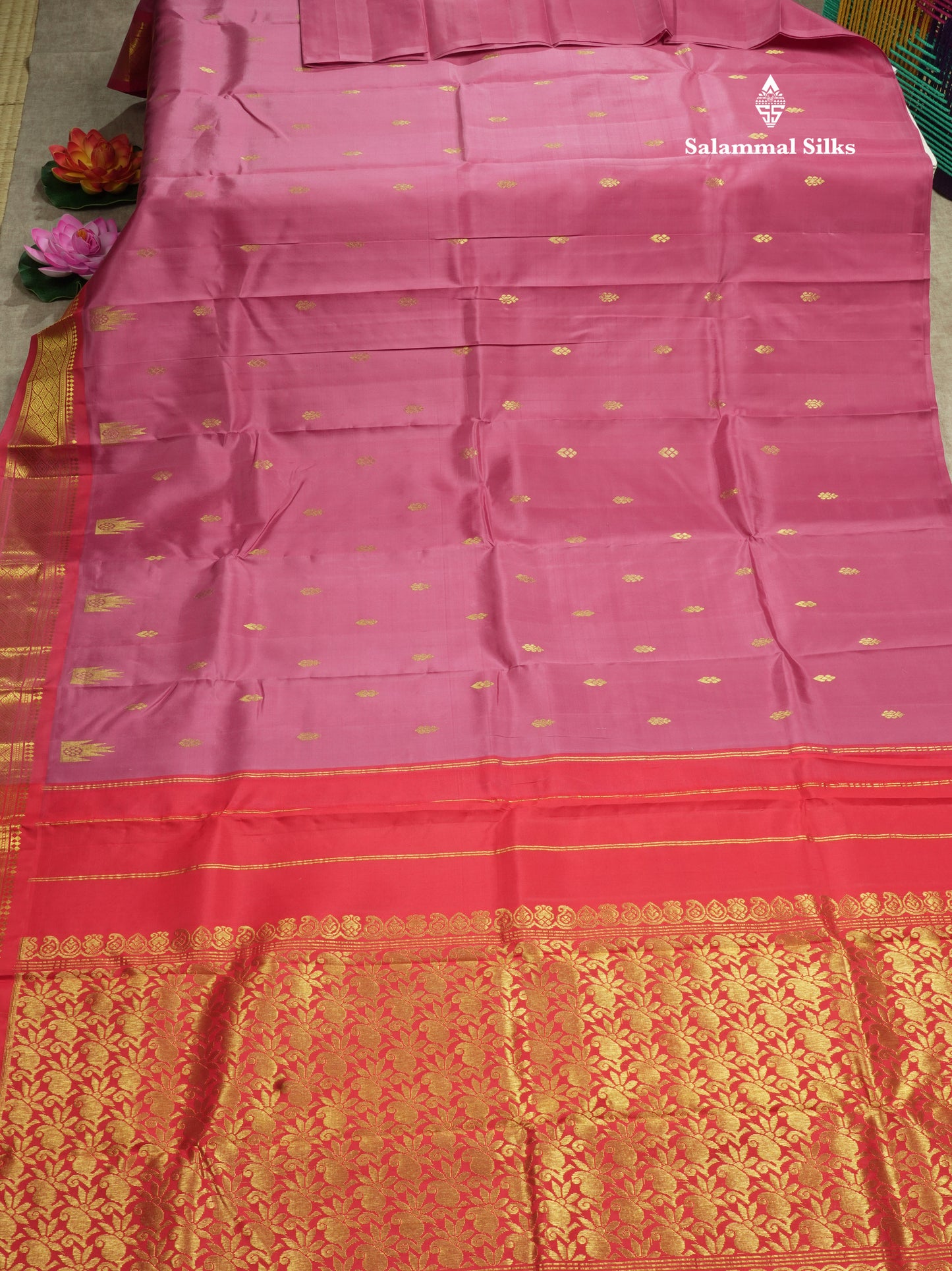 Onion Pink Pure Kanjivaram Silk Saree With One Side Contrast Tomato Red Border