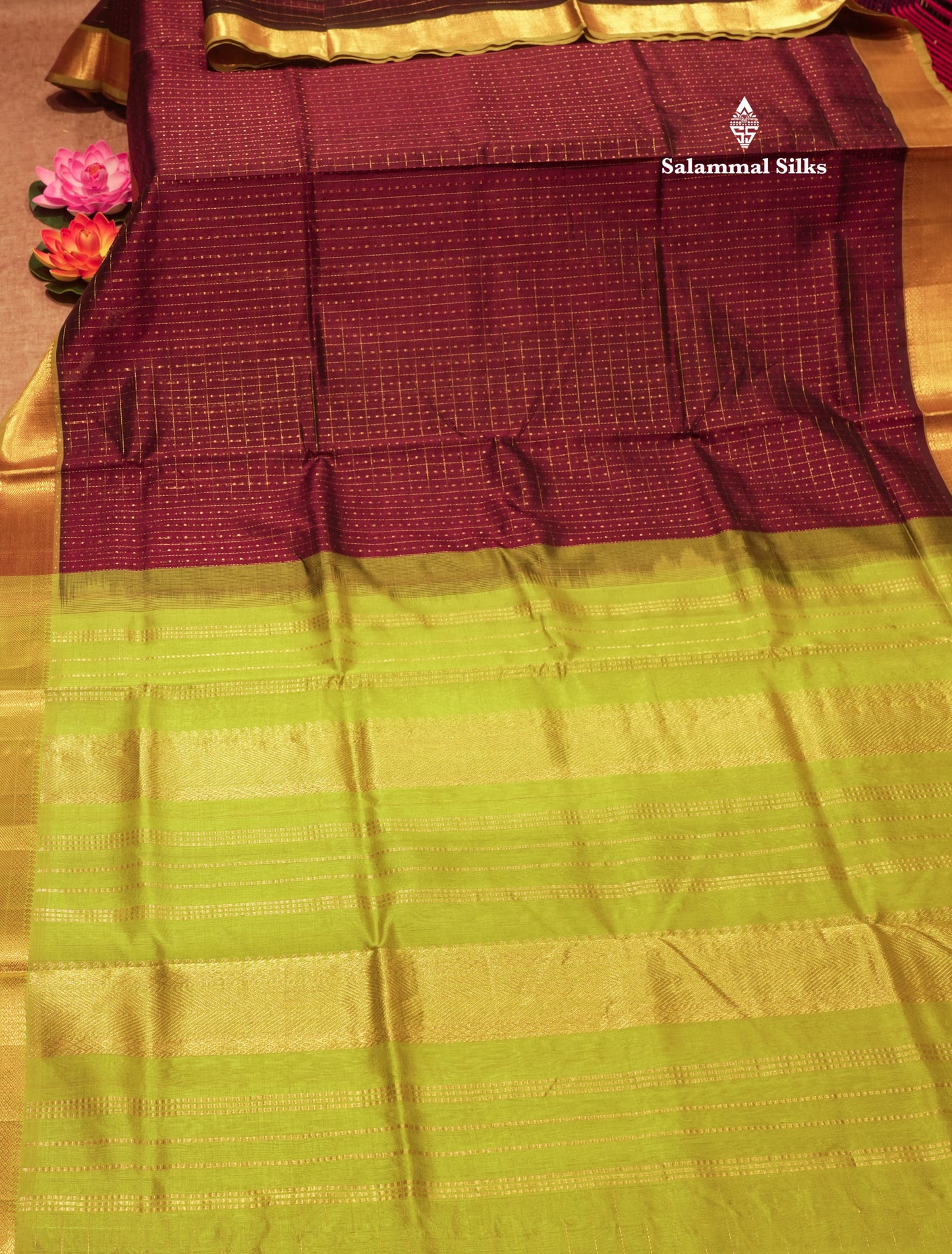 Lakshadeepam Violet Colour Pure Silk Cotton Saree With Contrast Parrot Green Border