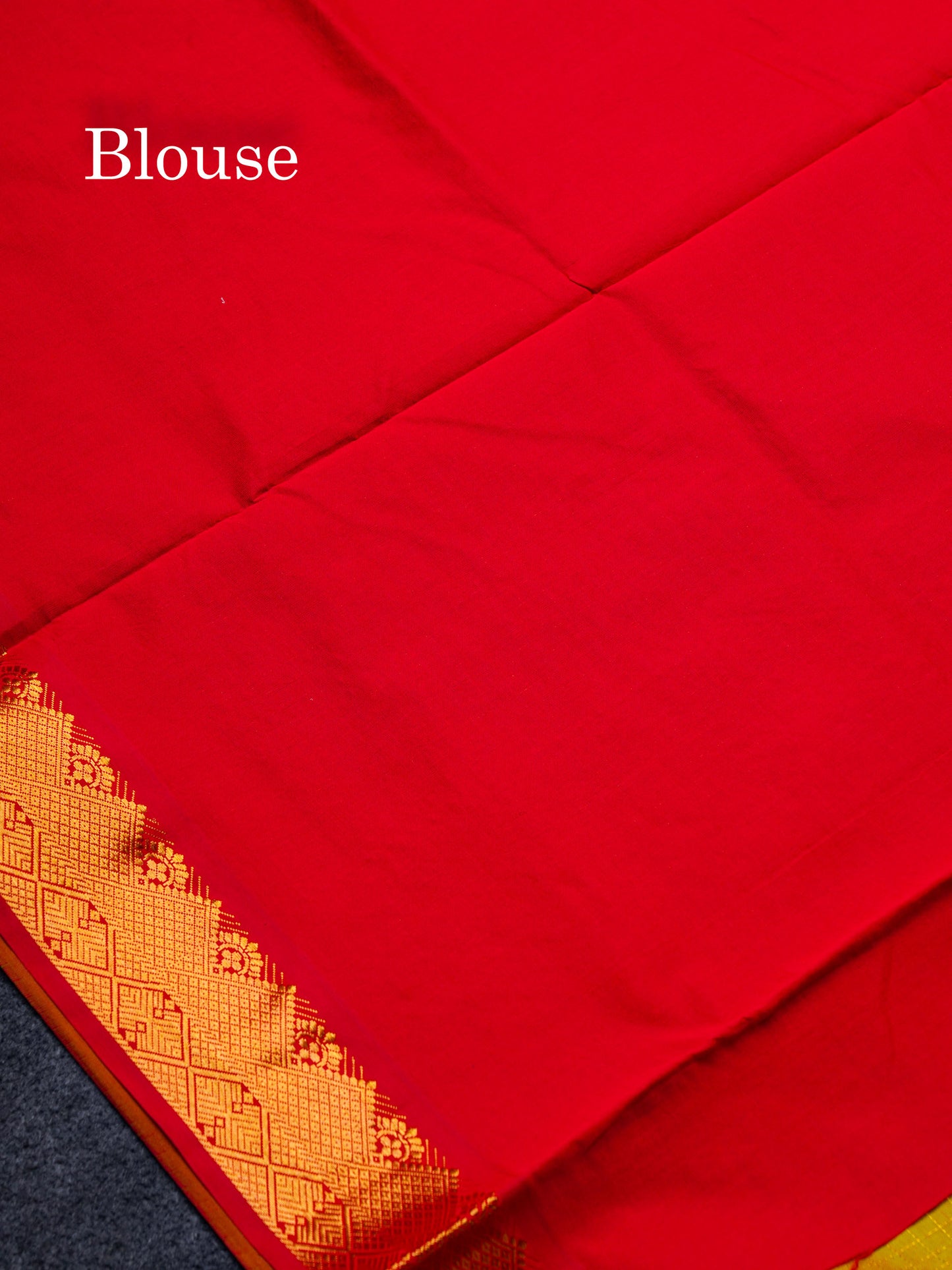 Beautiful Manthulir Green Small Zari Checks Semi Silk Cotton Saree With Contrast Chilly Red Blouse
