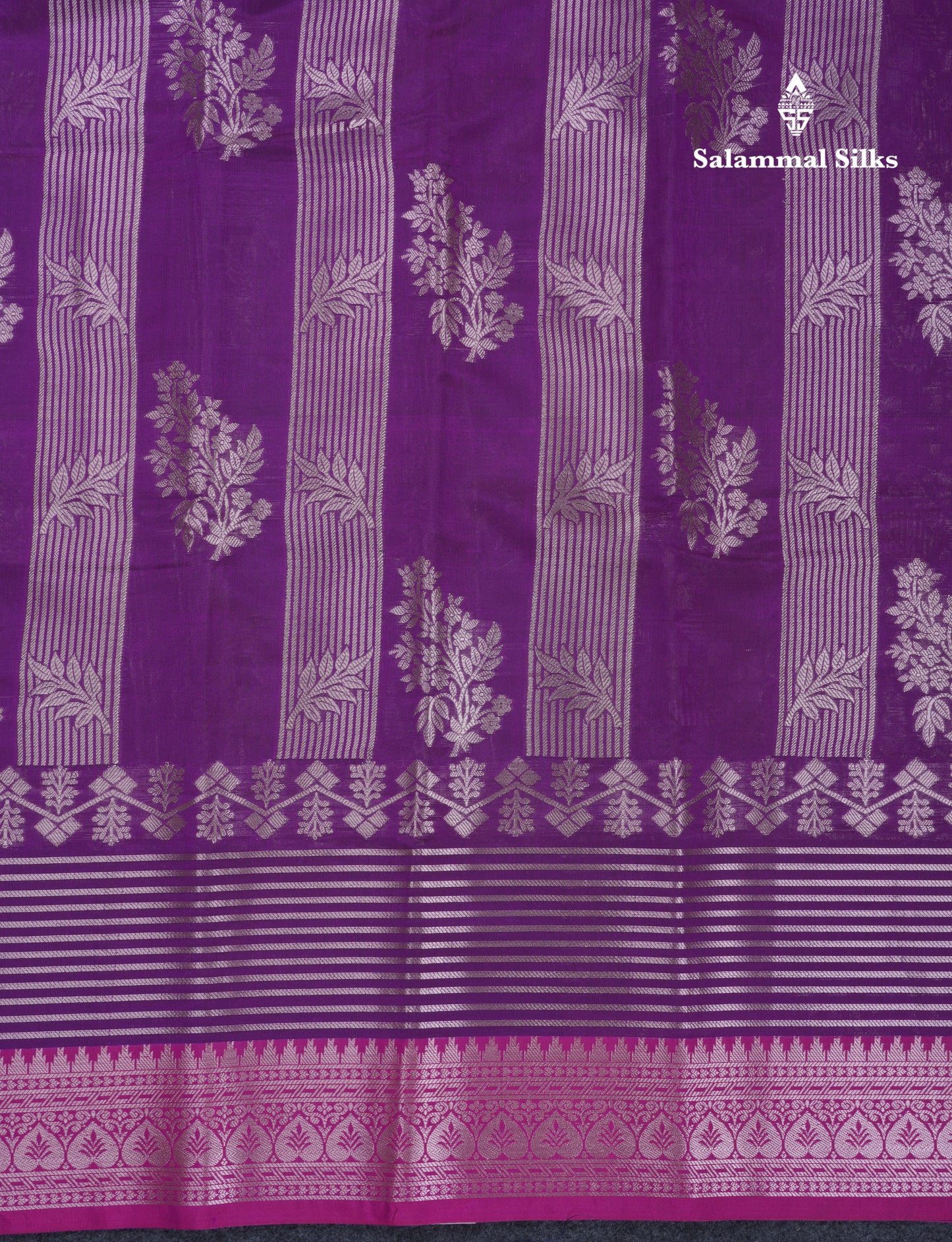 Bottle Green Semi Soft Silk Saree With Contrast Magenta Small Border