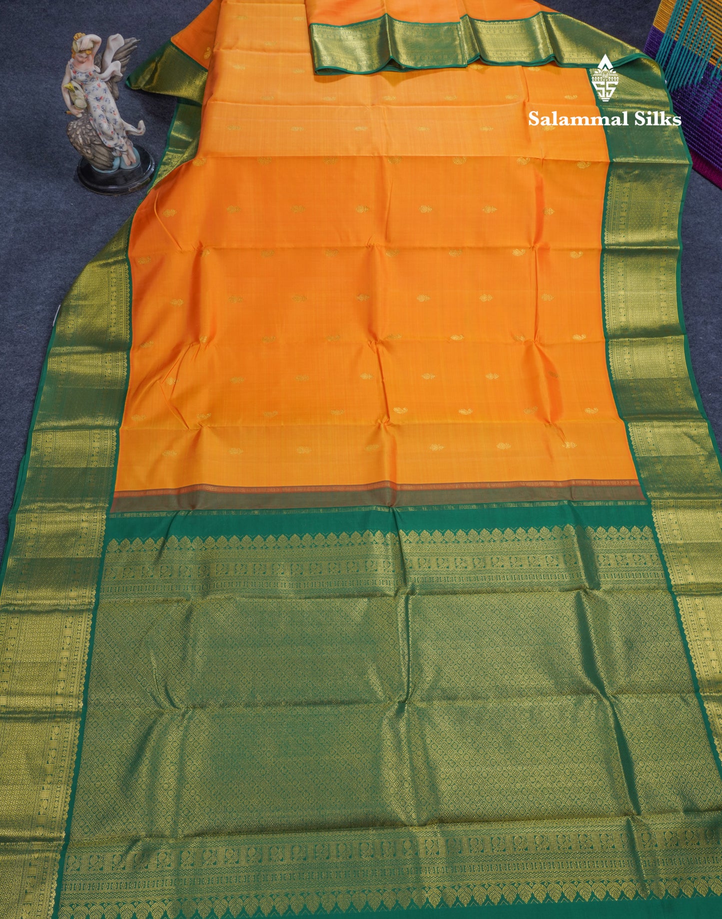 Korvai Mango Yellow Pure Kanjivaram Silk Saree With Contrast Bottle Green Traditional Border