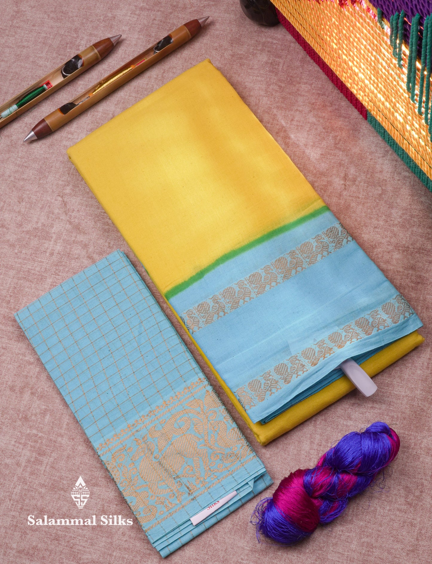 Reddish Pink Pure Sungudi Cotton Saree With Contrast Sapphire Green Gap Border