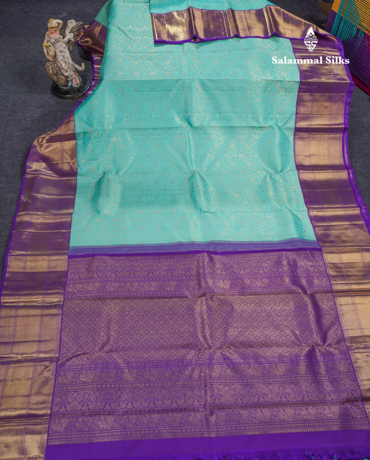 Korvai Sea Green Pure Kanjivaram Silk Saree 3G Zari with Contrast Violet Long Border