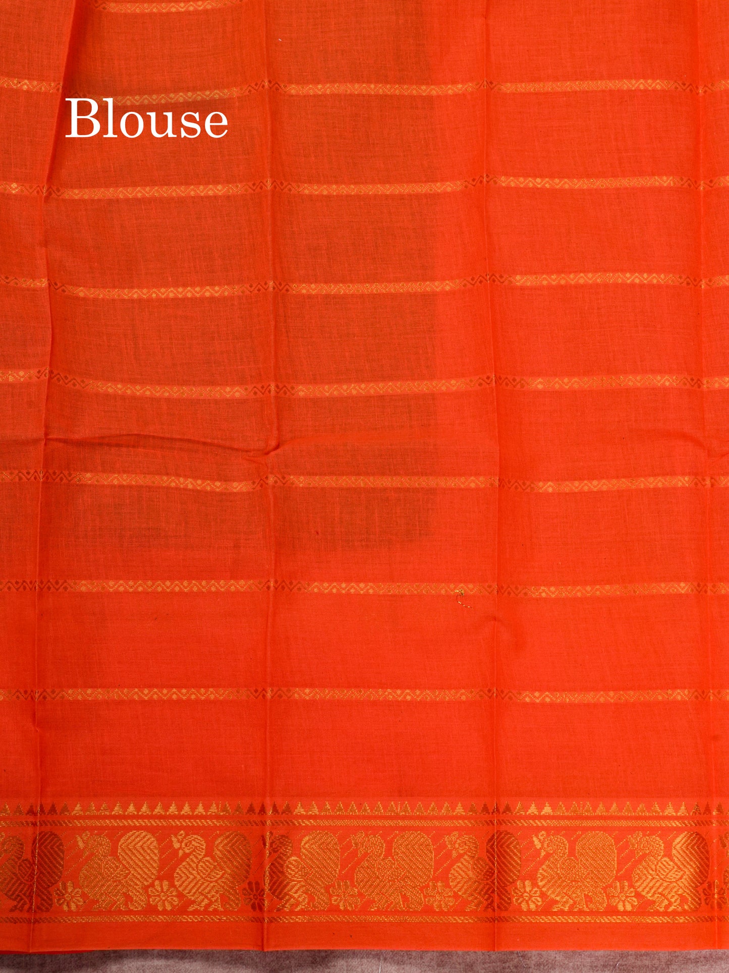 Reddish Pink Pure Sungudi Cotton Saree With Contrast Sapphire Green Gap Border