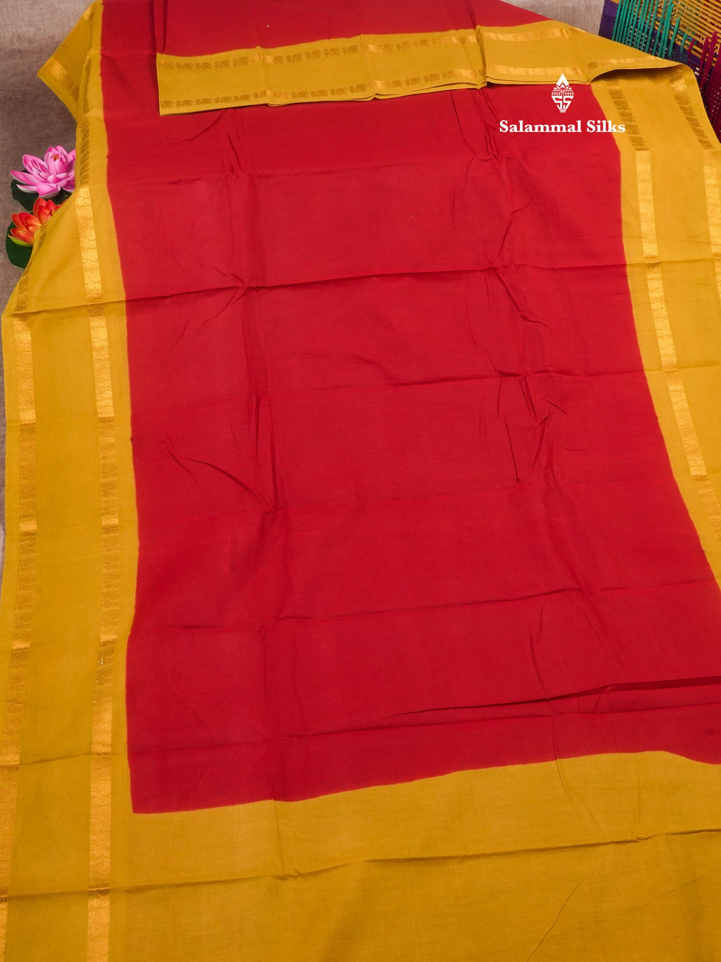 Reddish Pink Pure Sungudi Cotton Saree With Contrast Sapphire Green Gap Border