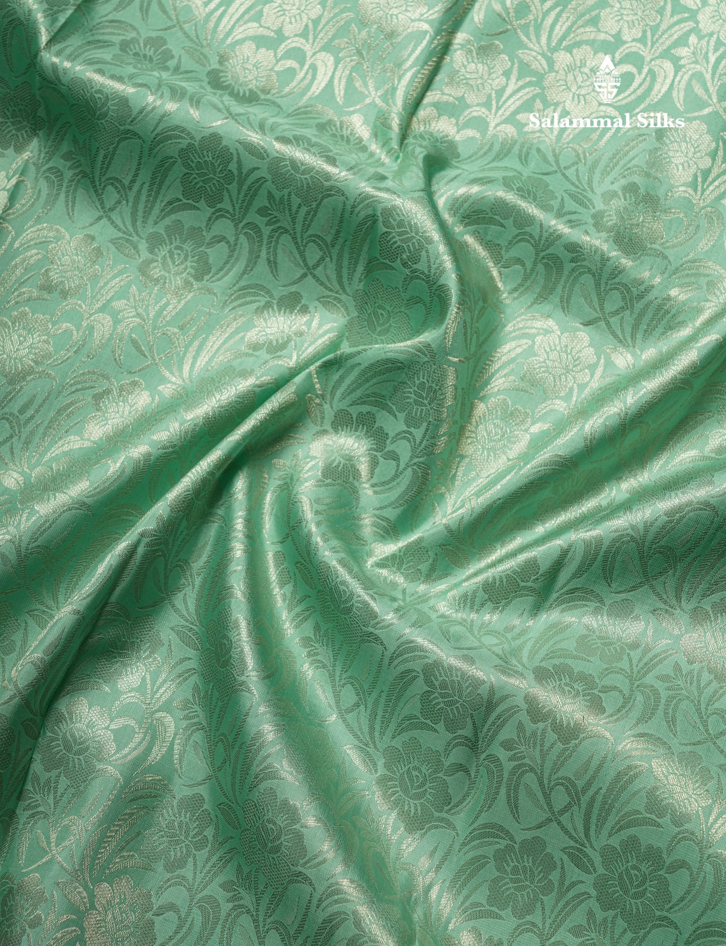 Kanjivaram Ice Blue Exclusive Bridal Silk Saree With Violet Blouse