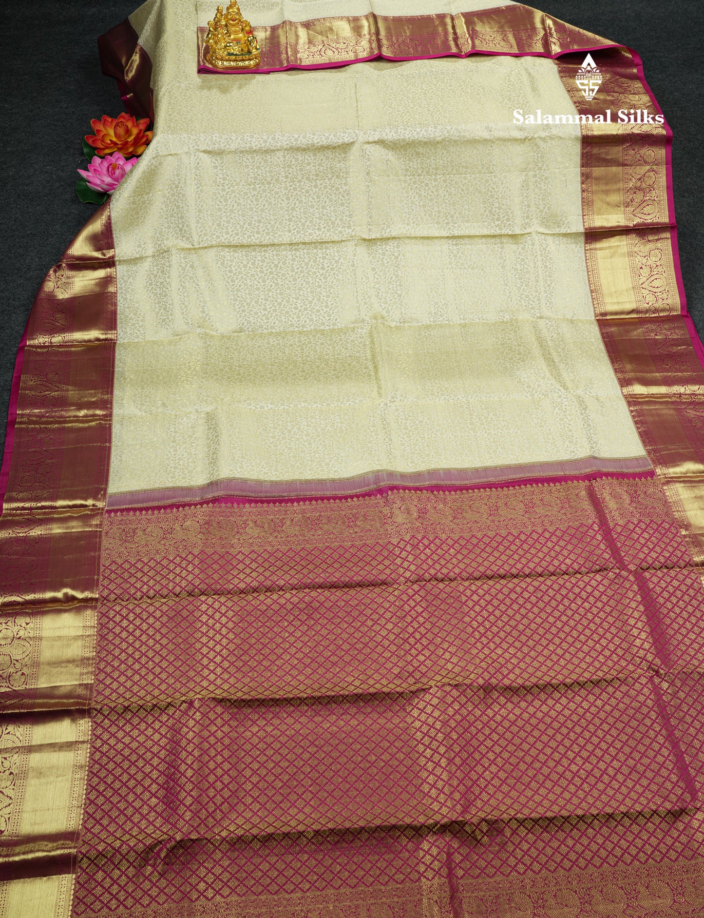 Kanjivaram Half White Bridal Pure Silk Saree With Magenta Border