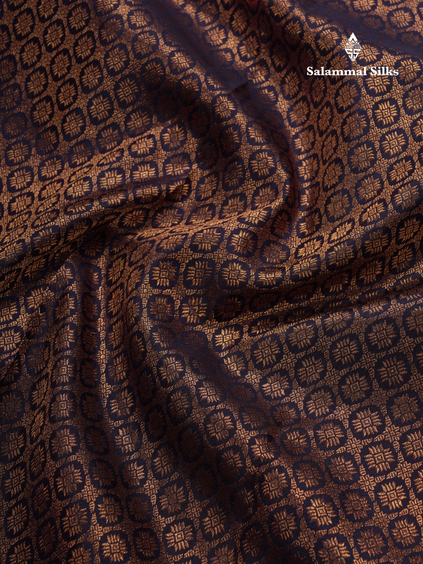 Purple Color Kanjivaram Pure Silk Saree with Pink Blouse