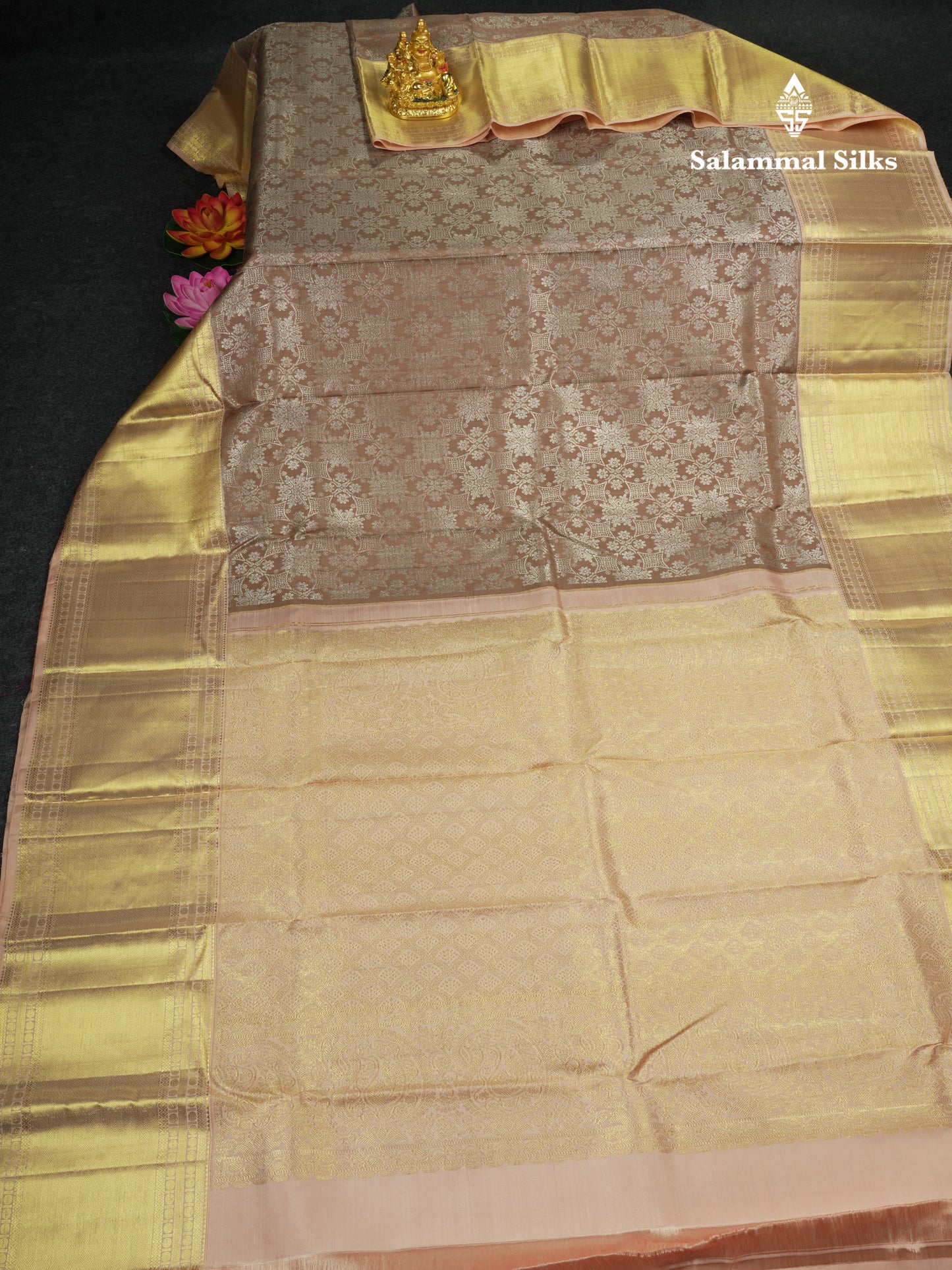 Kanjivaram Light Chocolet Pure Silk Saree With Peach Long Border