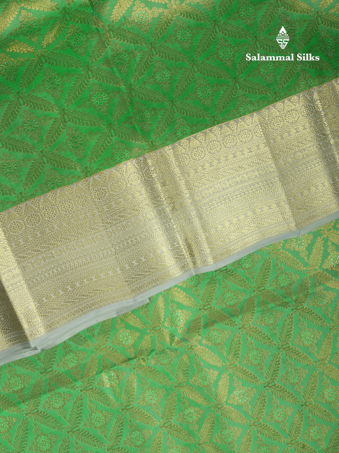 Light Green Bridal Pure Kanjivaram Silk Saree With Contrast Grey Border