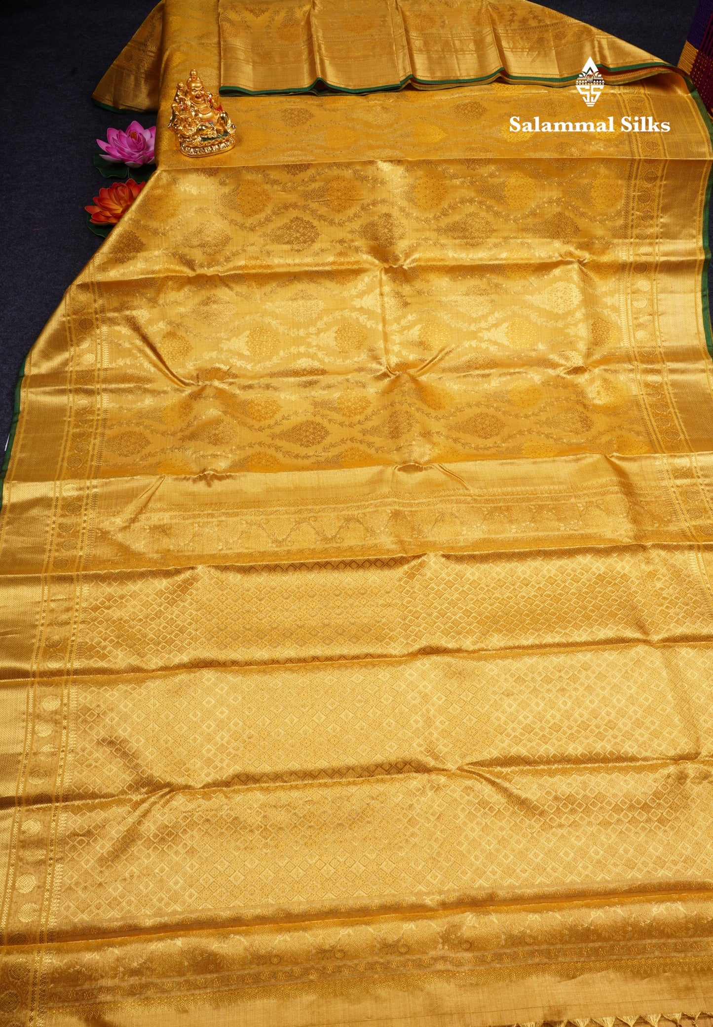 Kanjivaram Tomato Red Colour 2G Zari Pure Silk Saree With Gold Zari Border