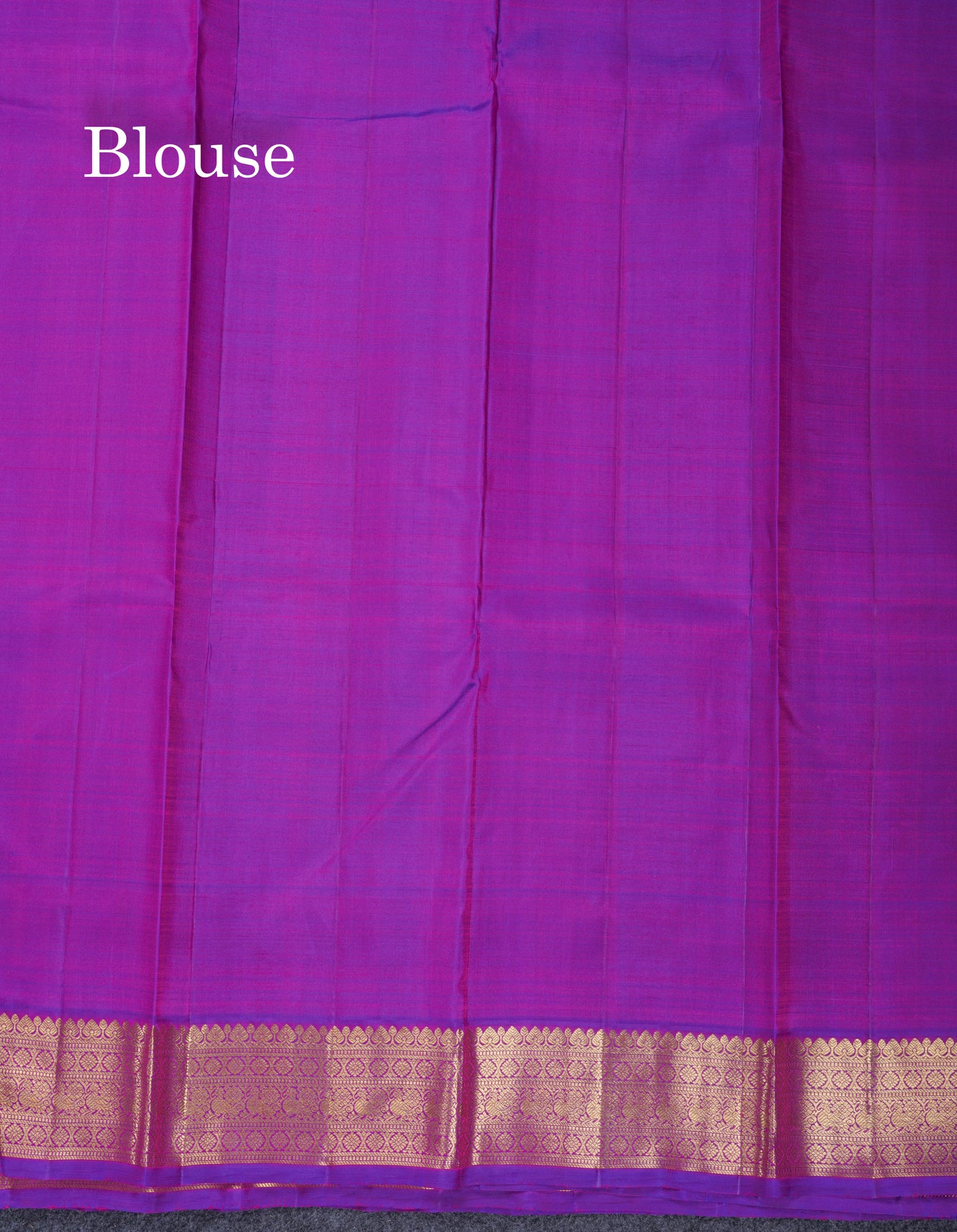 Dual Tone Pinkish Orange Pure Kanjivaram Silk Saree With Contrast Vadamalli Small Traditional Border