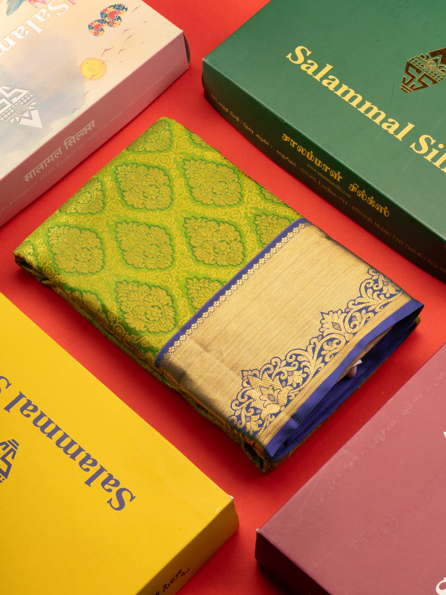 Parrot Green Beautiful Bridal Pure Kanjivaram Silk Saree With Contrast Royal Blue Border
