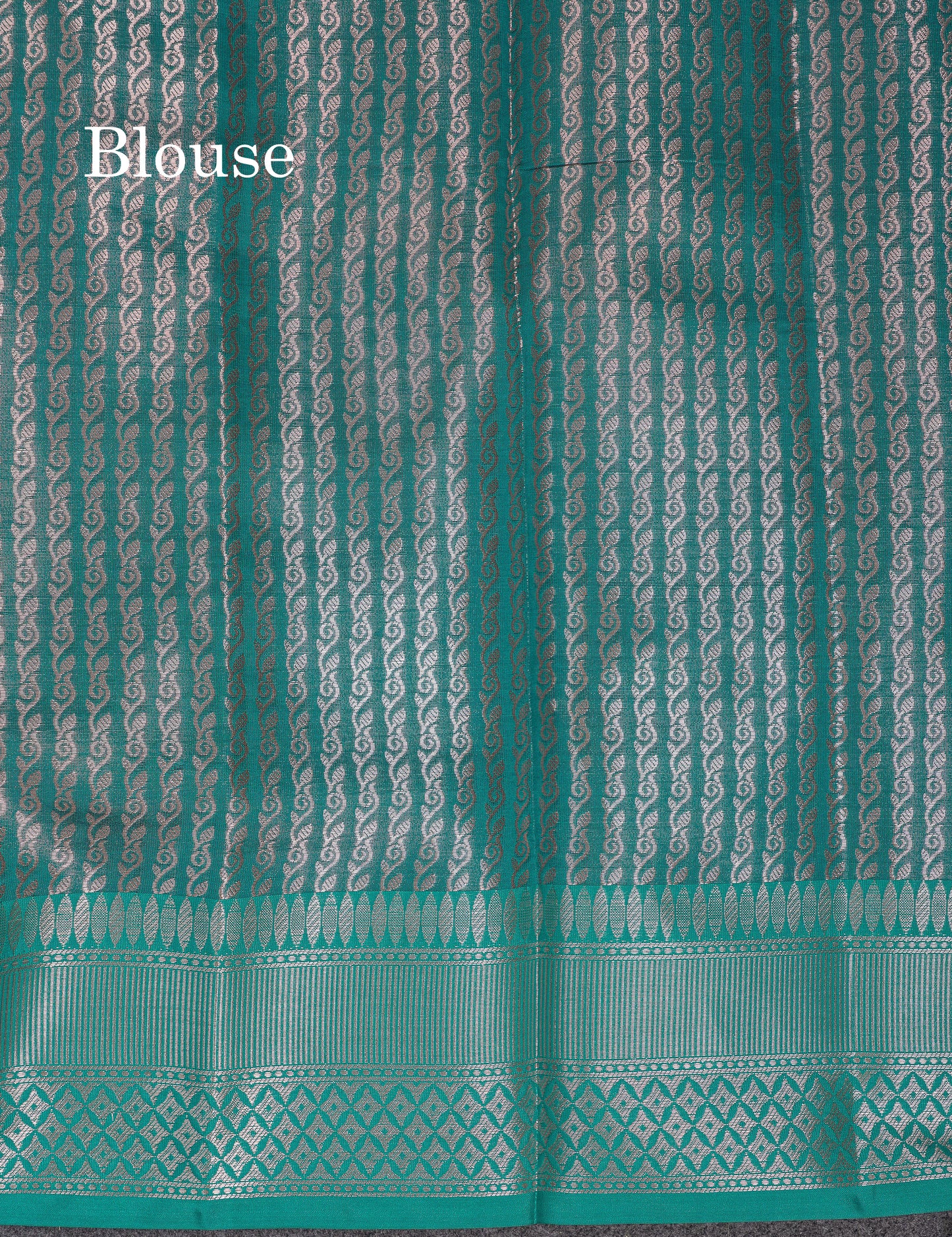 Beautiful Maroon Semi Soft Silk Mix Saree With Contrast Peacock Green Blouse