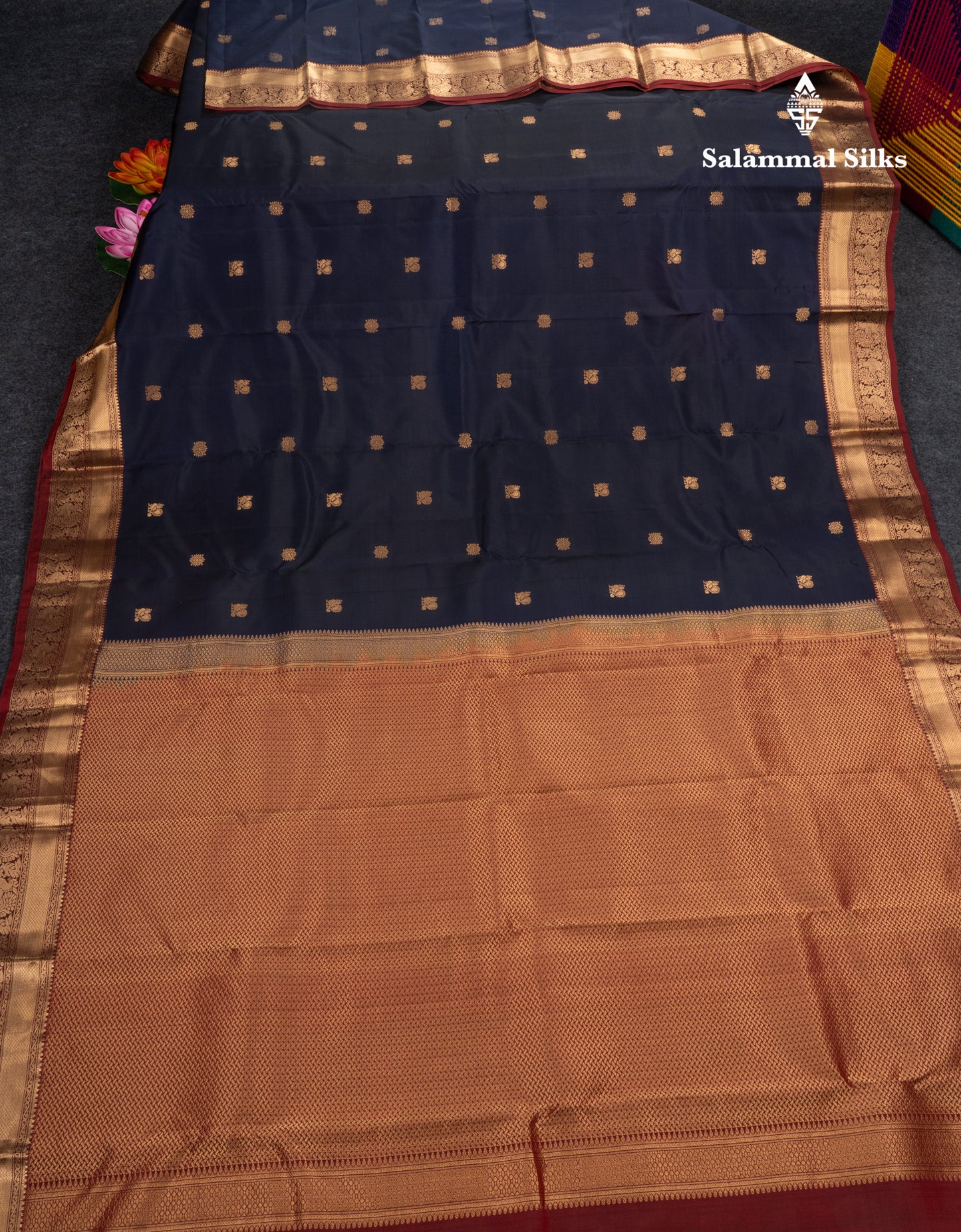 Dual Tone Dark Maroon Pure Silk Mix Saree With Contrast Chilly Red Border
