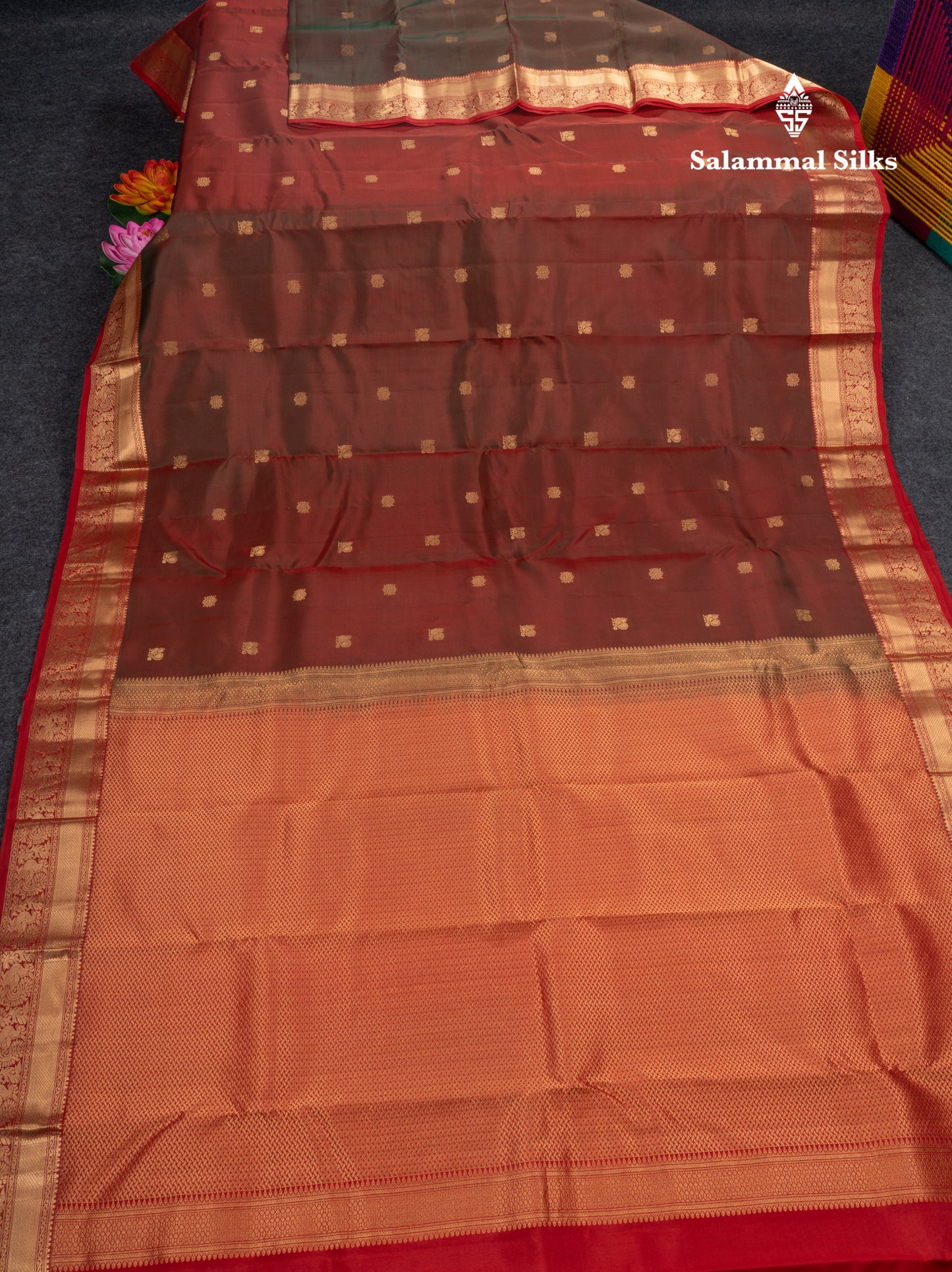 Dual Tone Dark Maroon Pure Silk Mix Saree With Contrast Chilly Red Border