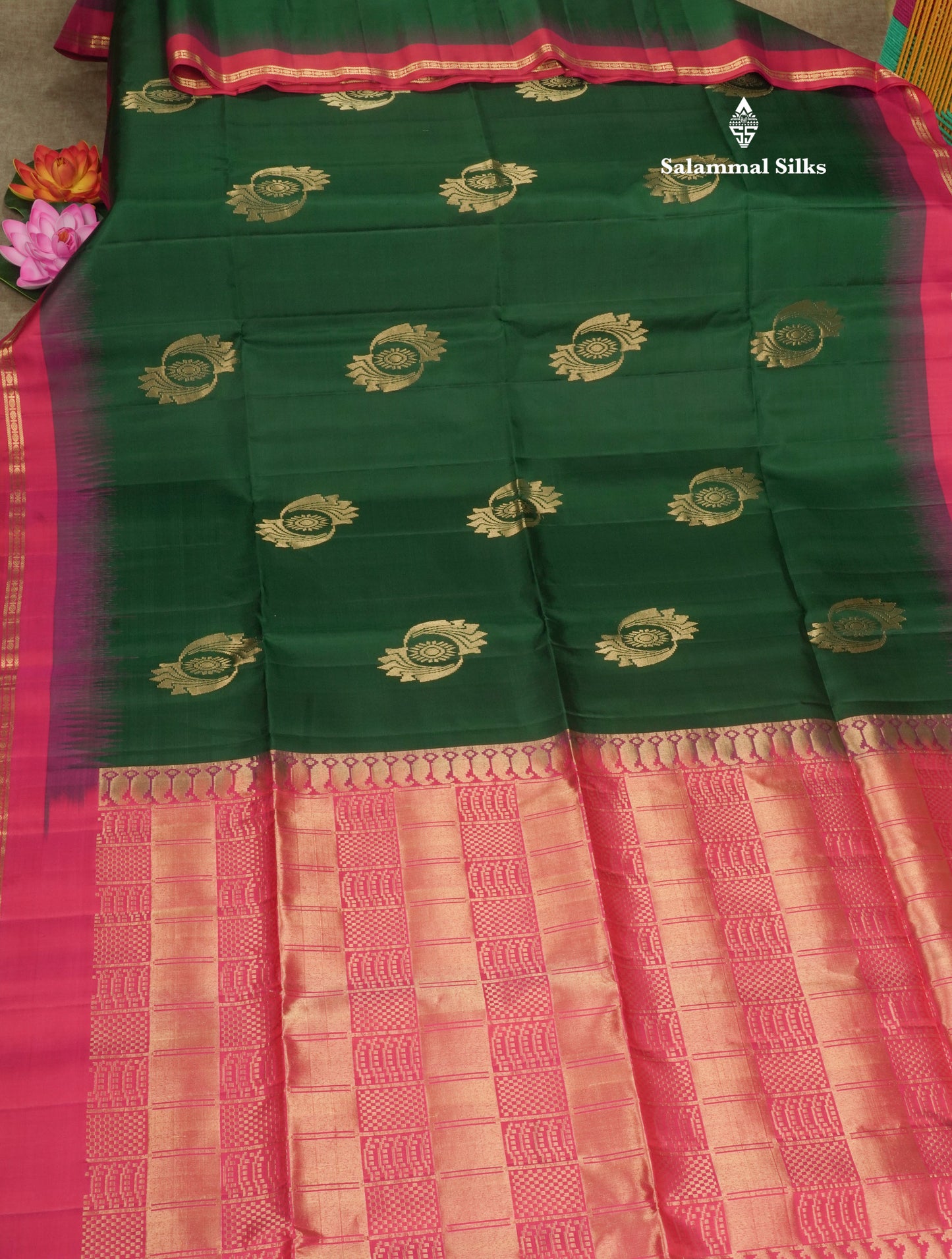 Bottle Green Pure Kanjivaram Soft Silk Saree With Contrast Pink Small Traditional Border