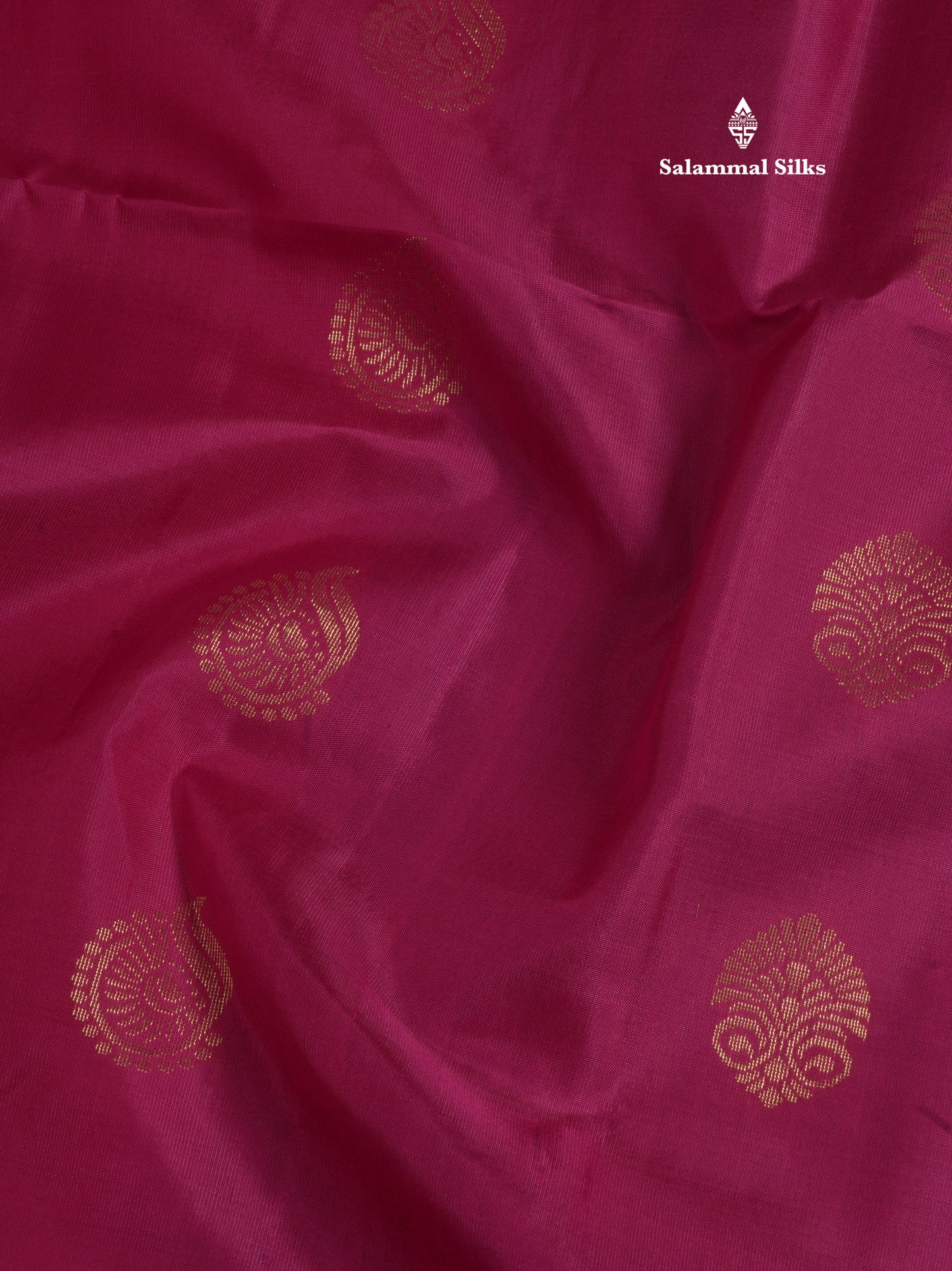 Half White Pure Kanjivaram Soft Silk Saree With Contrast Sky Blue Small Traditional Border