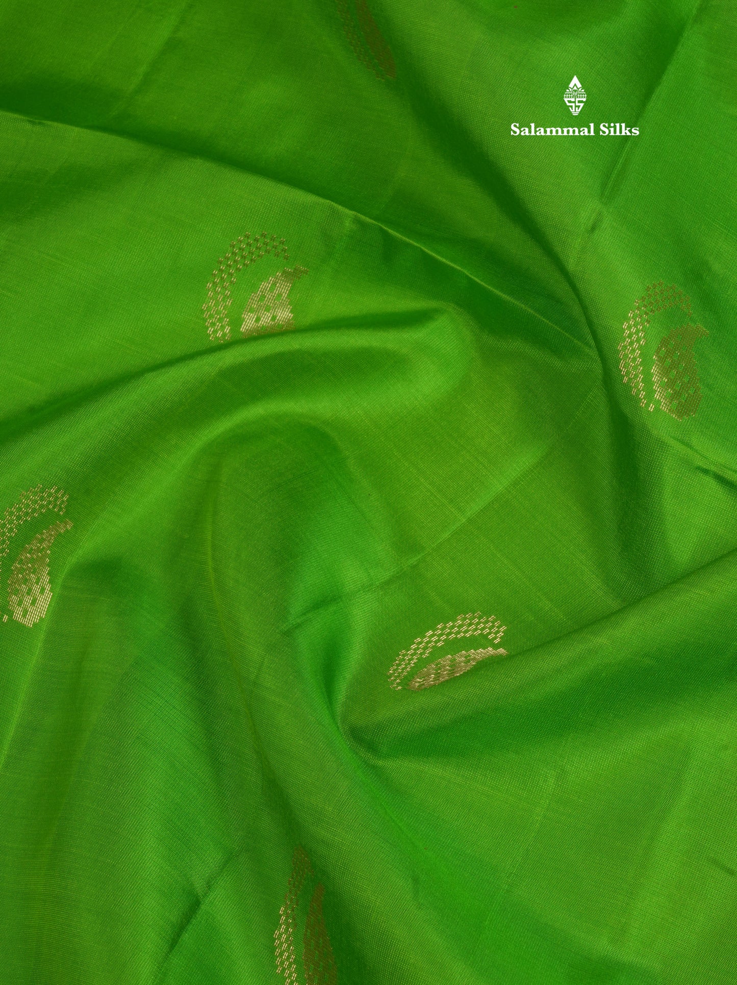 Parrot Green Pure Kanjivaram Soft Silk Saree With Contrast Pink Small Traditional Border