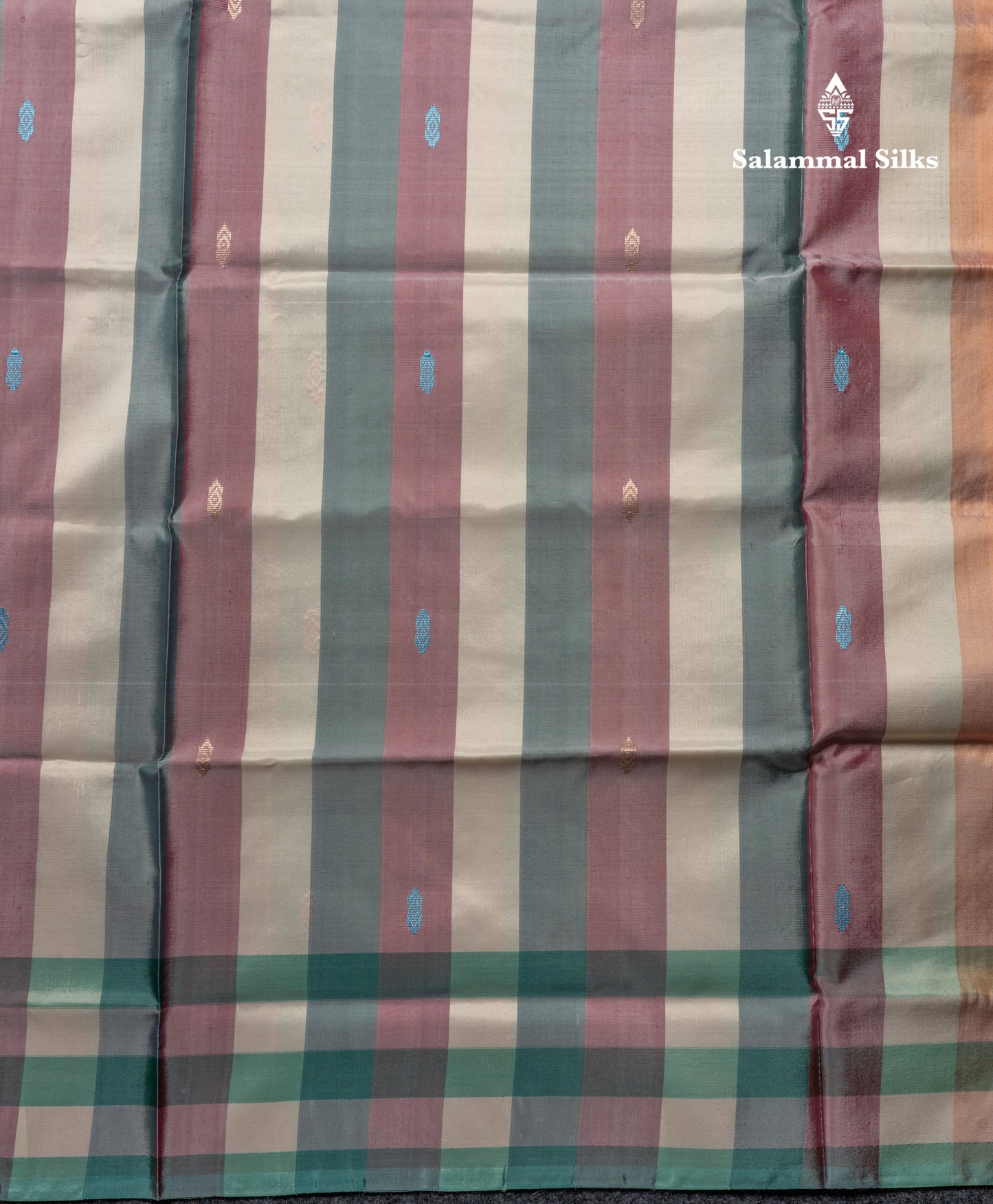 MultiColour Banana Pinth Saree (Vaazhainaar Pattu) With Contrast Dual Tone Light Lavender Blouse