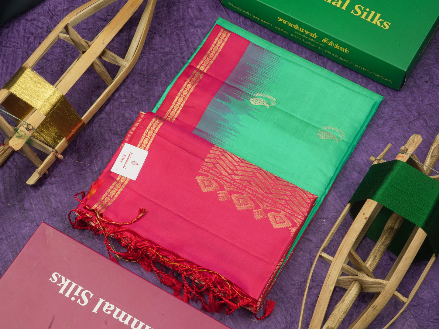 Parrot Green Pure Kanjivaram Soft Silk Saree With Contrast Pink Small Traditional Border