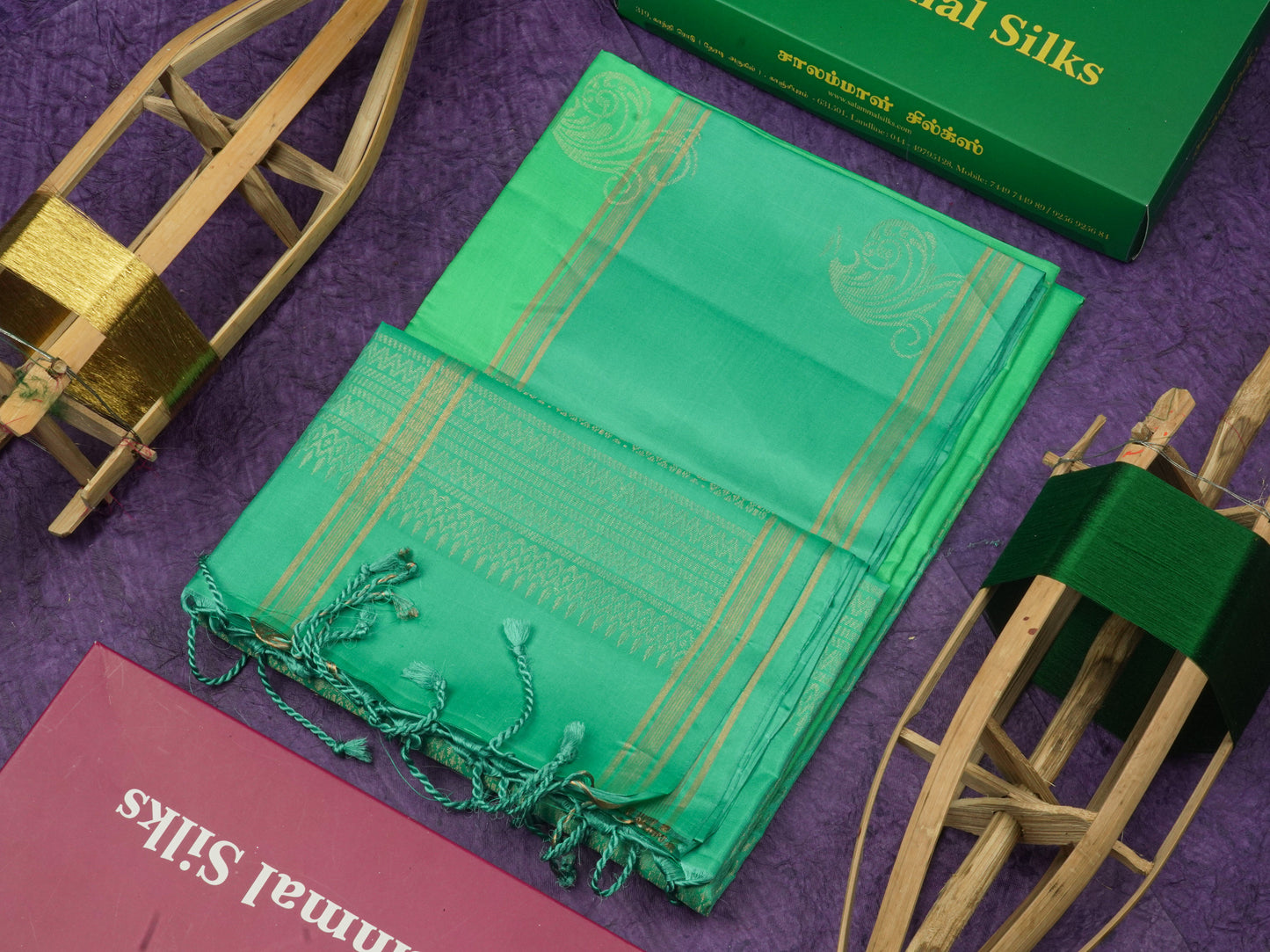 Beautiful Light Green Pure Kanjivaram Soft Silk Saree With Contrast Rexsona Border