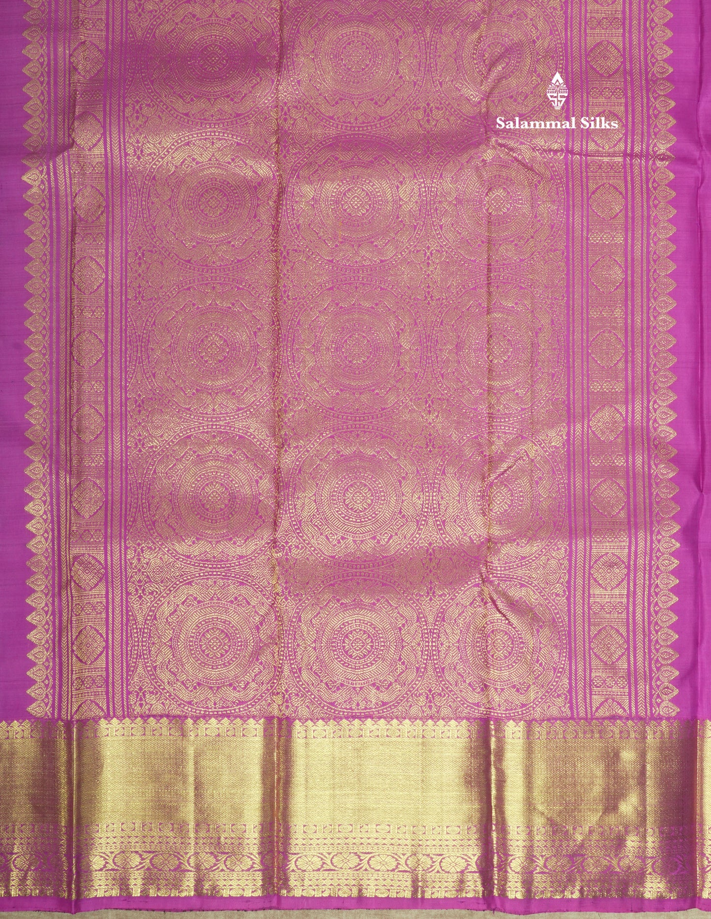 Bottle Green Pure Kanjivaram Silk Saree with Contrast Vadamalli Traditional Border