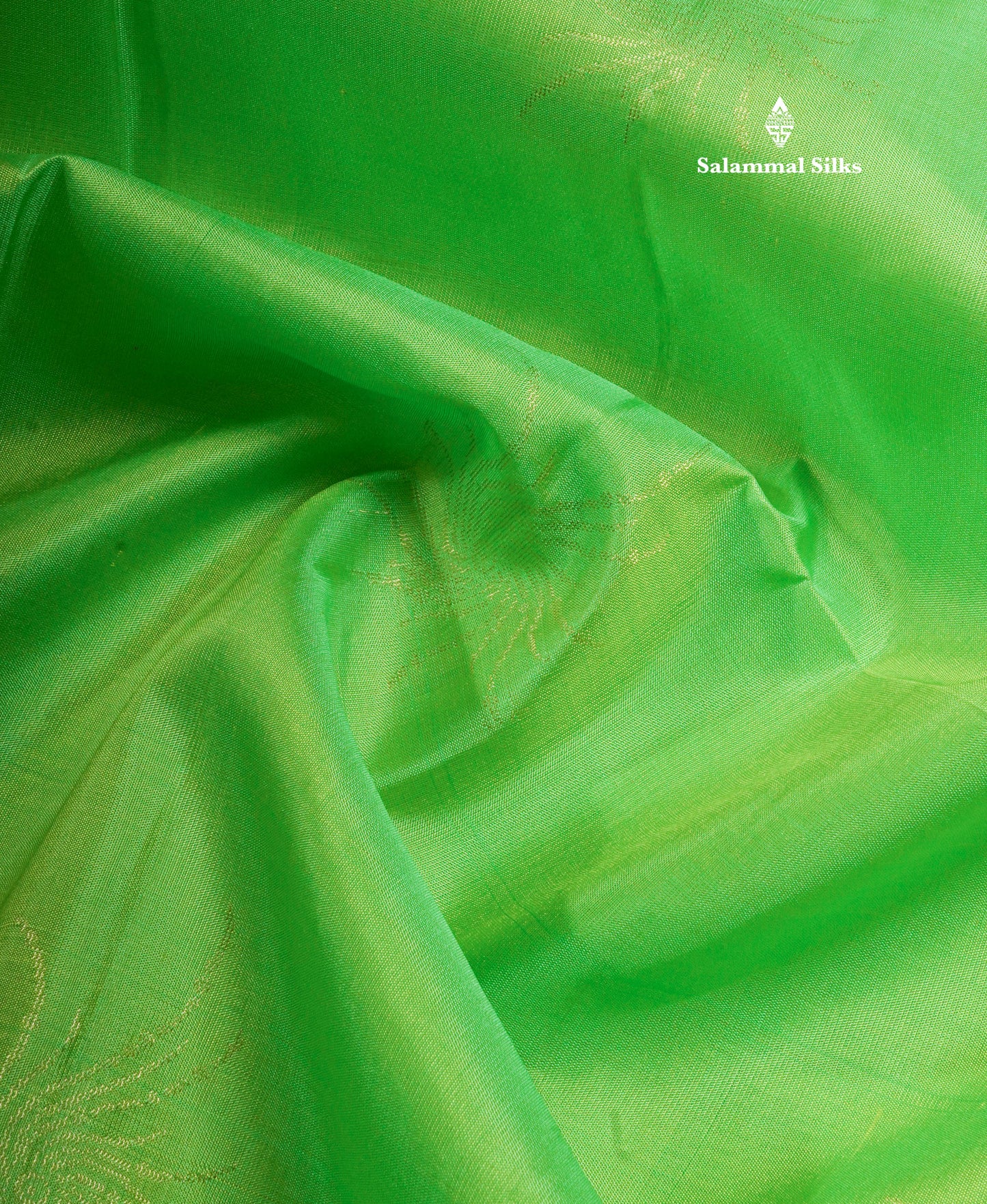 Beautiful Parrot Green Pure Kanjivaram Soft Silk Saree With Gold Zari Border
