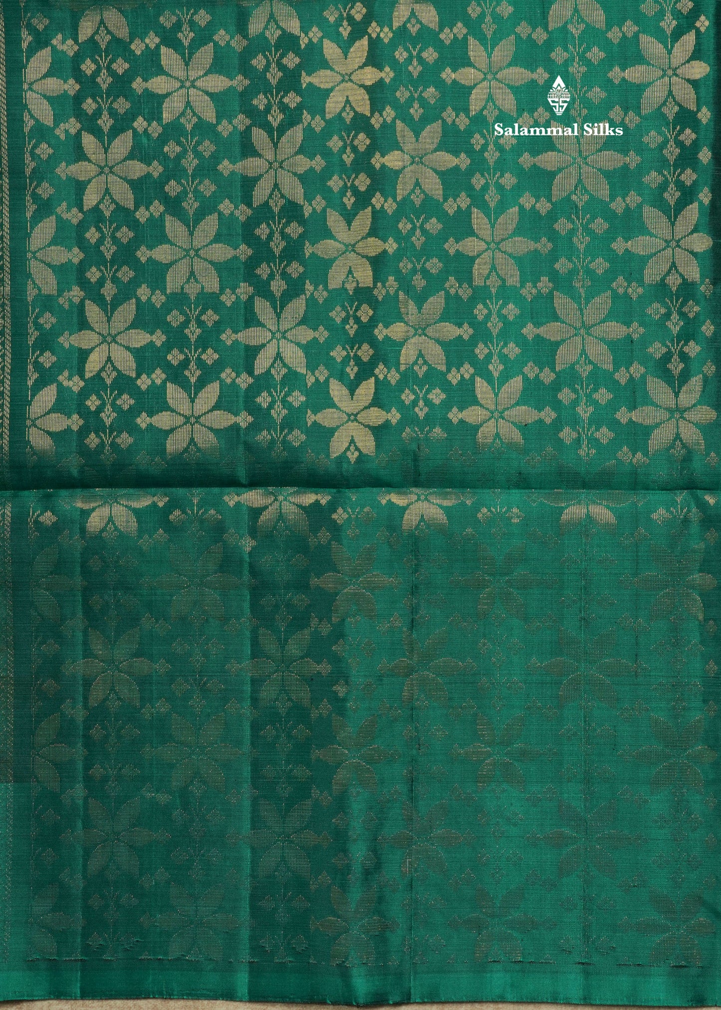 Beautiful Dark Maroon Pure Kanjivaram Soft Silk Saree With Contrast Peacock Green Border