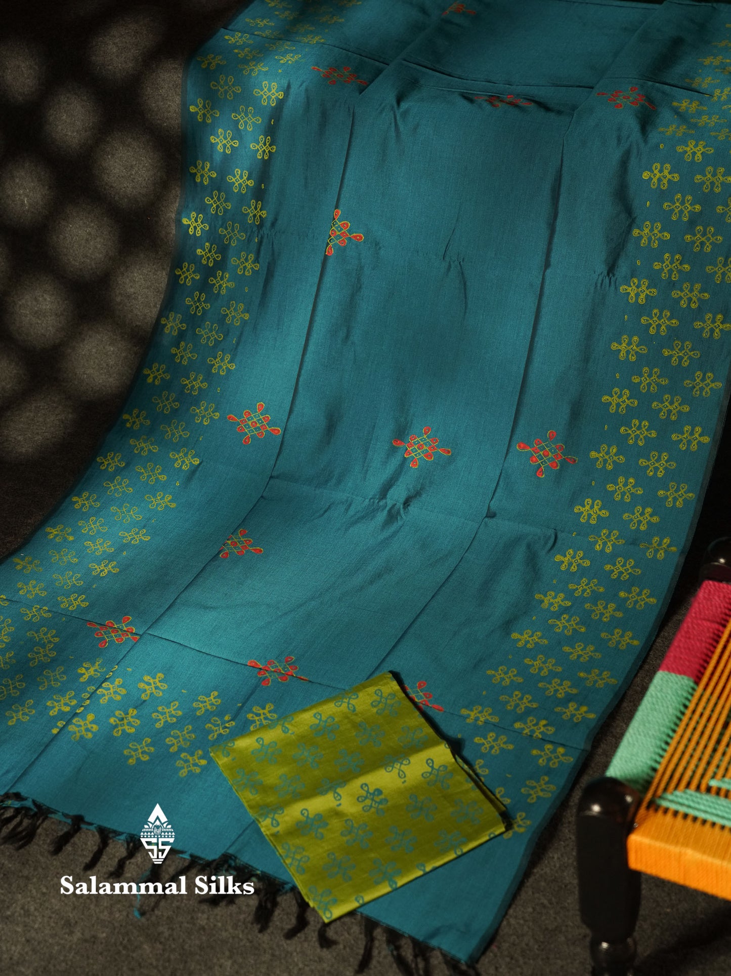 Beautiful Peacock Blue Printed South Cotton Saree With Contrast Parrot Green Blouse