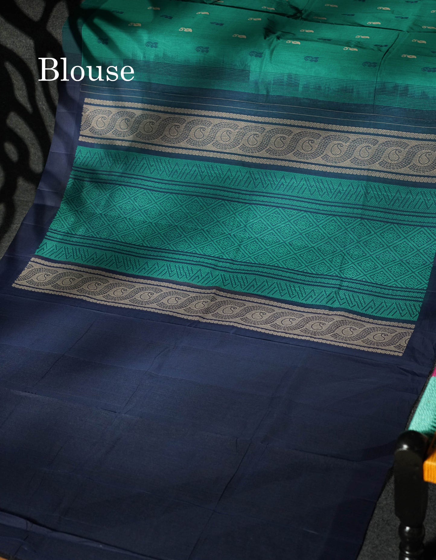 Beautiful Sapphire Green Thread Buttas Handloom Pure Cotton Saree With Navy Blue Border