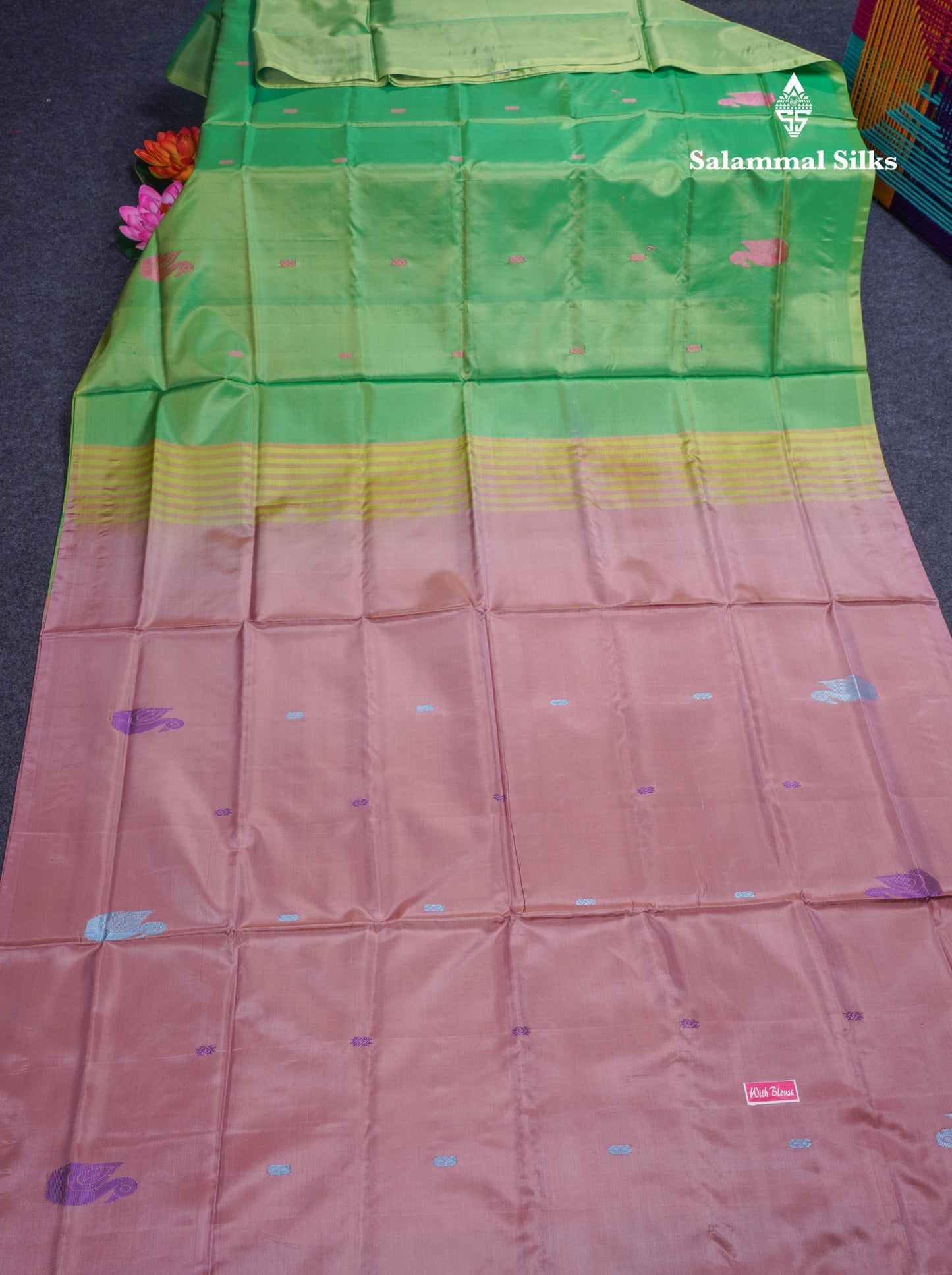 Parrot Green Banana Pinth Saree (Vaazhainaar Pattu) With Contrast Light Chocolate Blouse