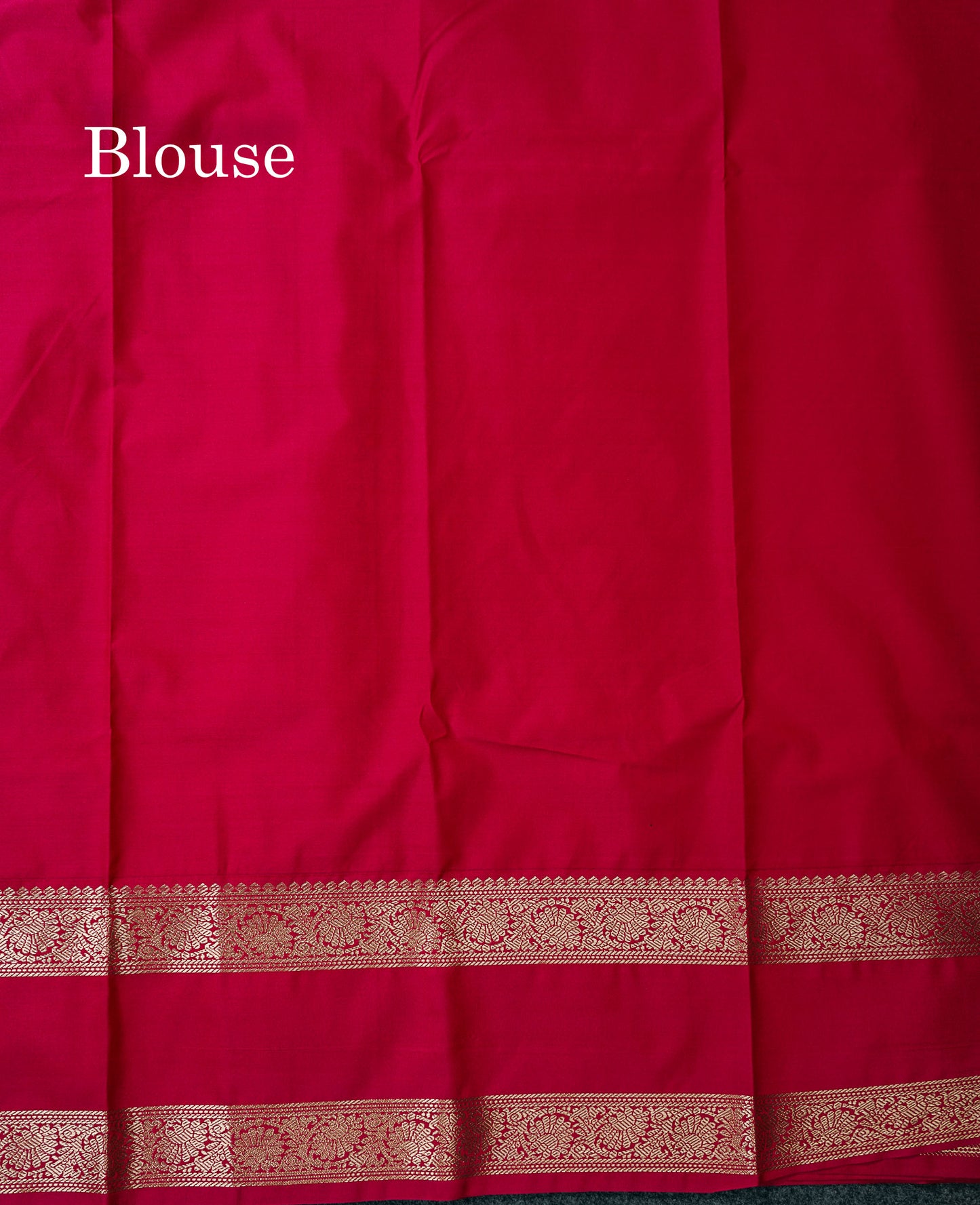 Semi Silk Saree - Mehandi Green Butta With Vaira Oosi Lines Along With Contrast Redish Pink Traditional Gap Border